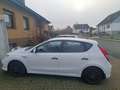 Hyundai i30 i30 Diesel 1.6 CRDi EU-Reimport 2011 Weiß - thumbnail 4