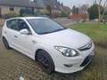 Hyundai i30 i30 Diesel 1.6 CRDi EU-Reimport 2011 Weiß - thumbnail 1