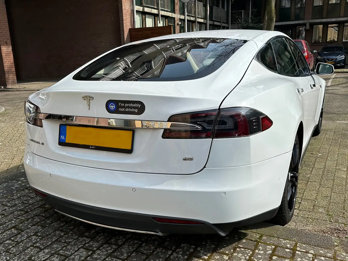 Tesla Model S Model+S+85+Base - 1