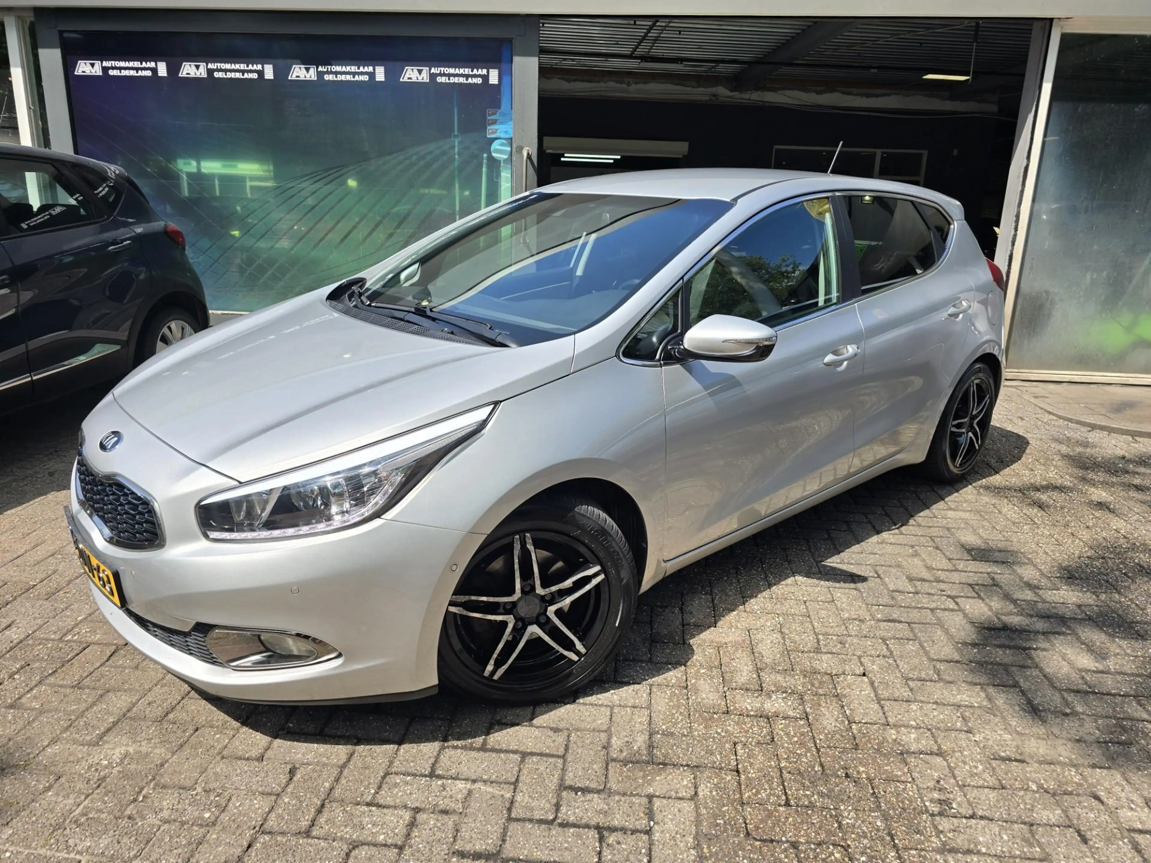Kia Ceed / cee'd 1.6 GDI Super Pack | 3/6 OF 12MND GARANTIE | CAMER