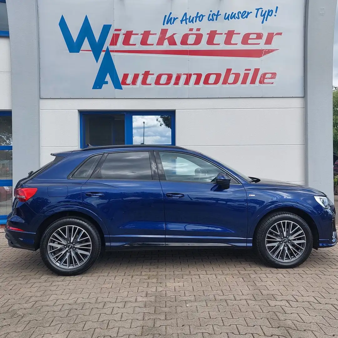 Audi Q3 35 TFSI S line Bleu - 1