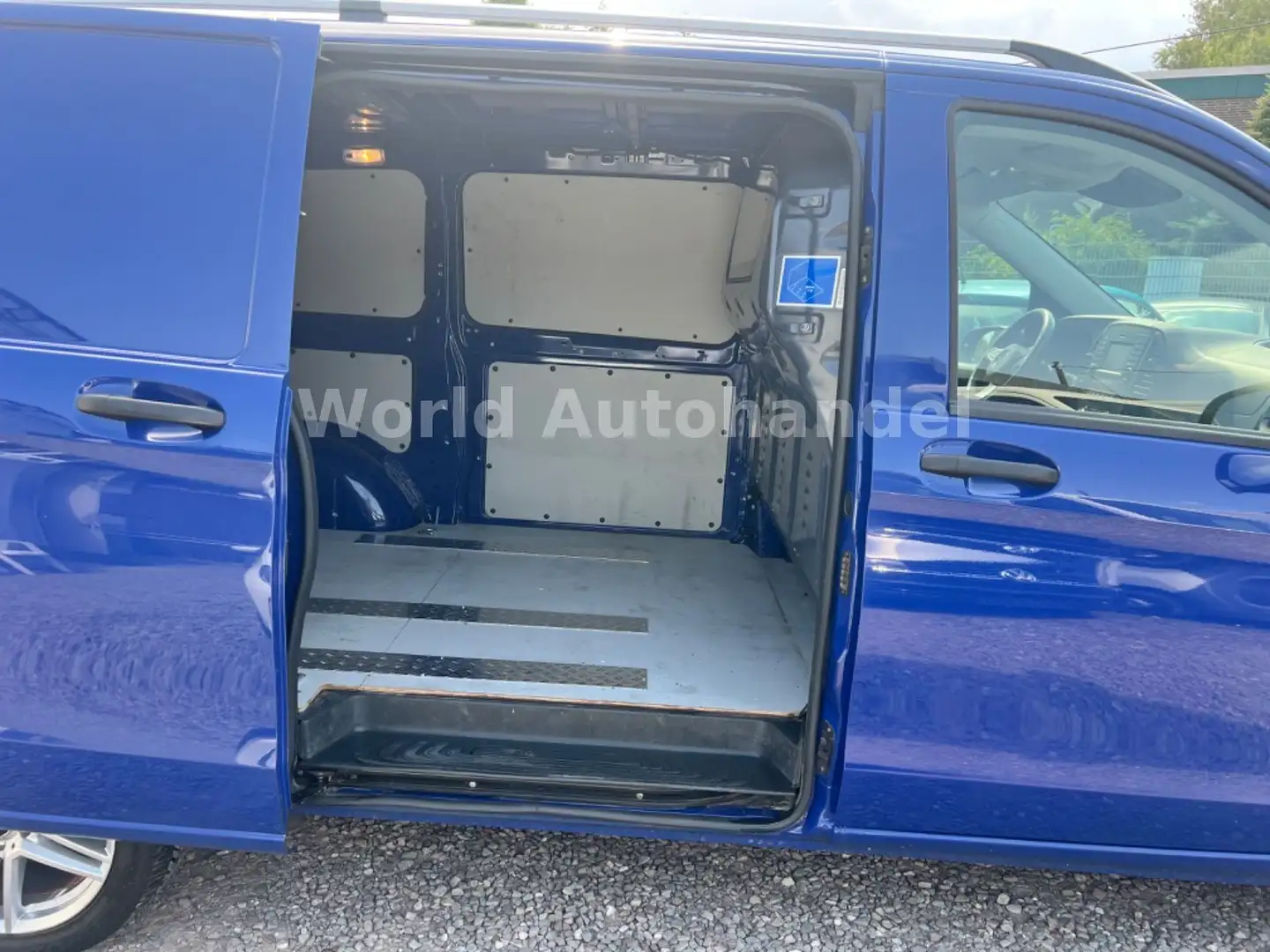 Mercedes-Benz Vito Kasten 114/116 CDI, 119 CDI/BT RWD lang Blau - 2
