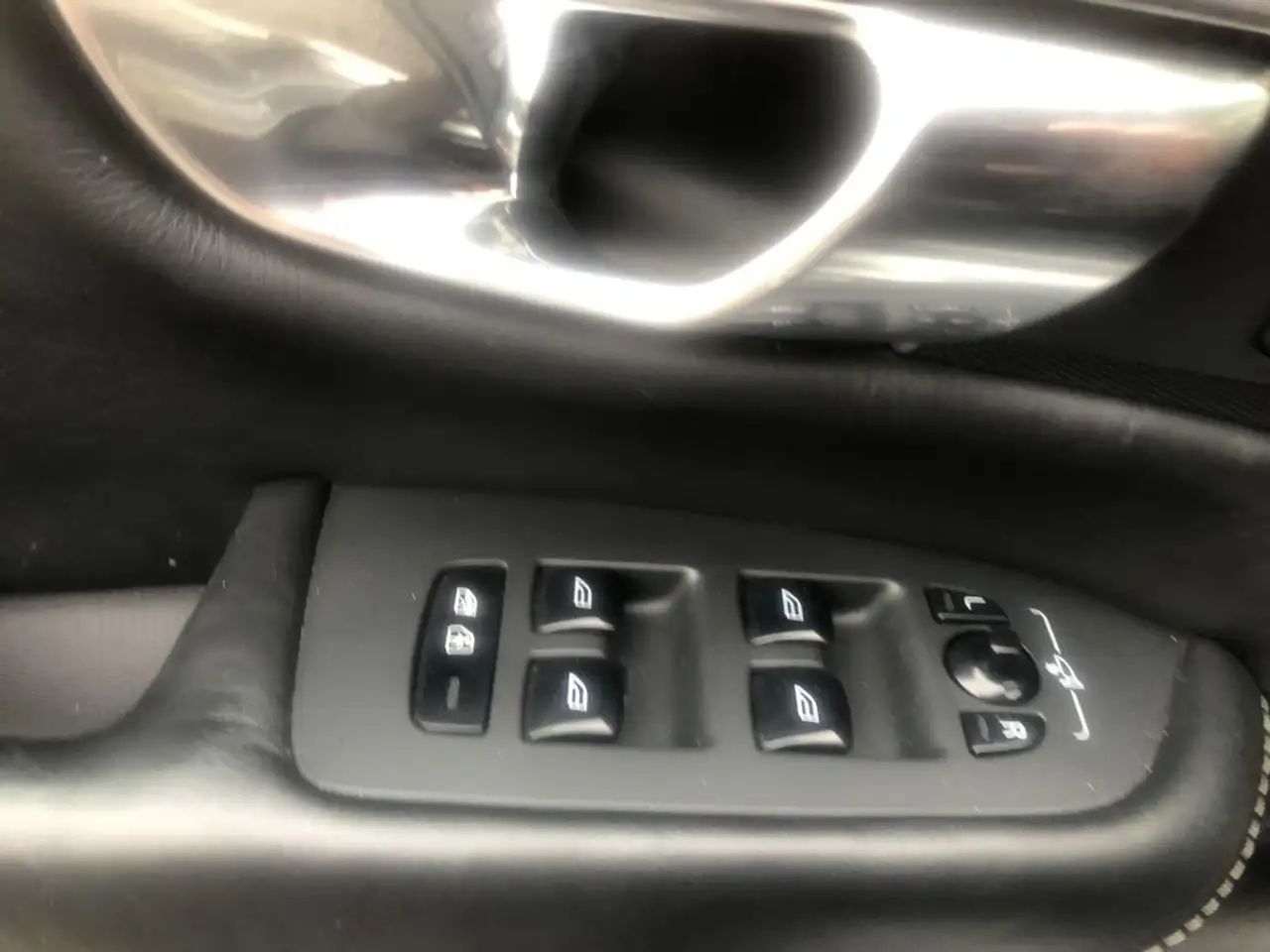 Volvo XC90 снимка Volvo XC90