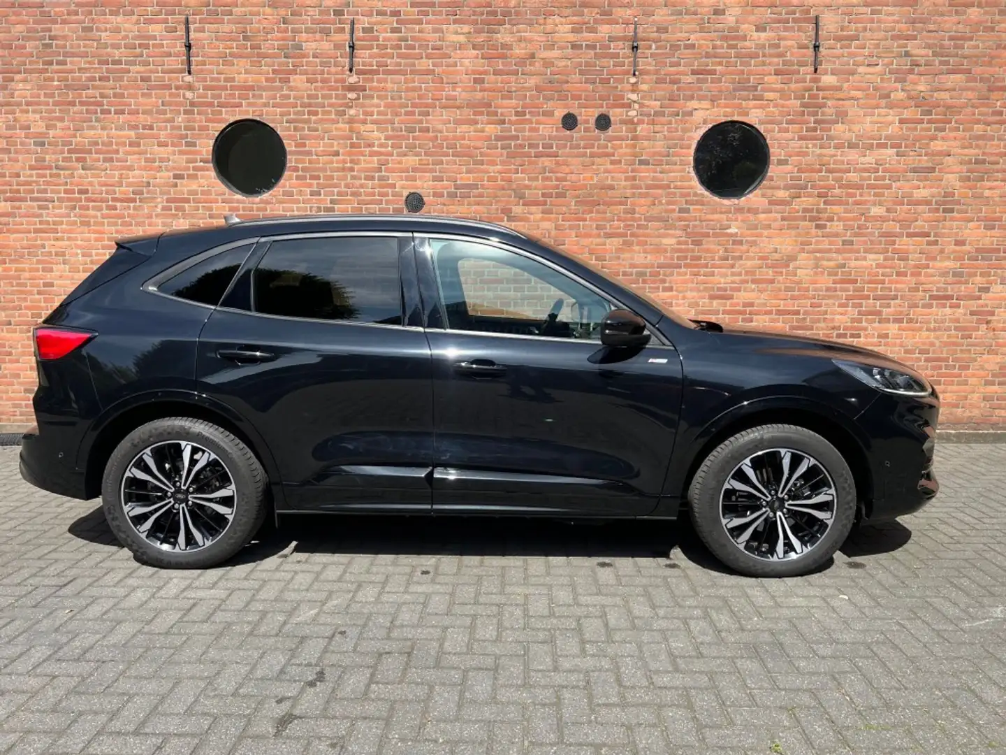 Ford Kuga 2.5 PHEV ST-Line X vol opties BTW auto Zwart - 2