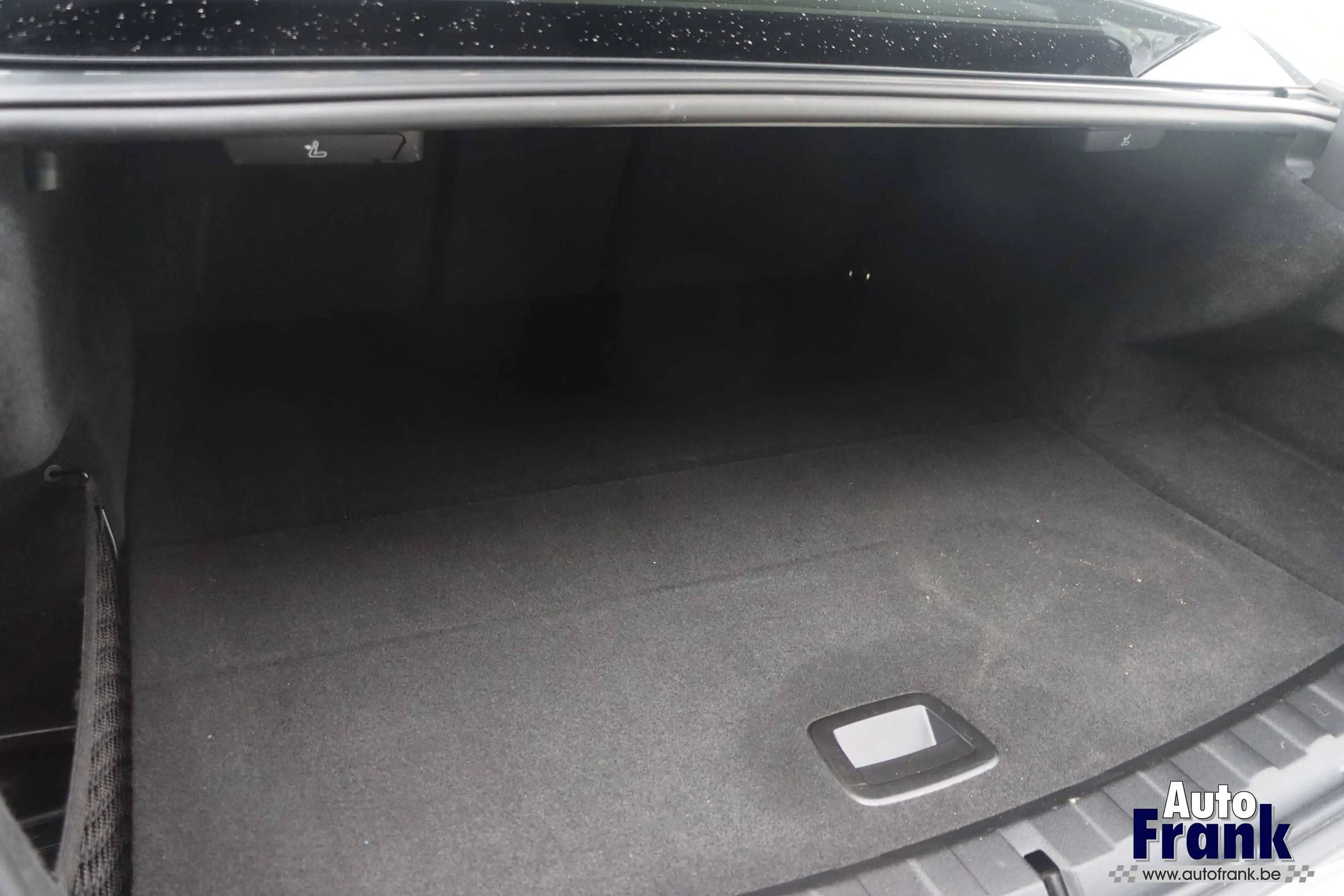 BMW 320 E / BERLINE / SPORTSTOEL / VERW ZTL / HUD / PDC — photo 14