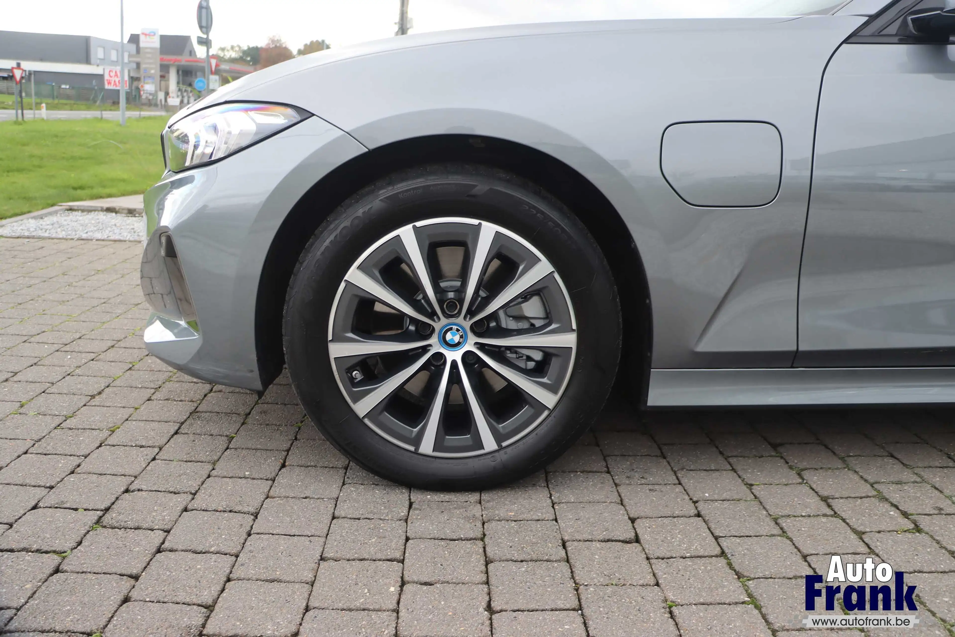BMW 320 E / BERLINE / SPORTSTOEL / VERW ZTL / HUD / PDC — photo 4