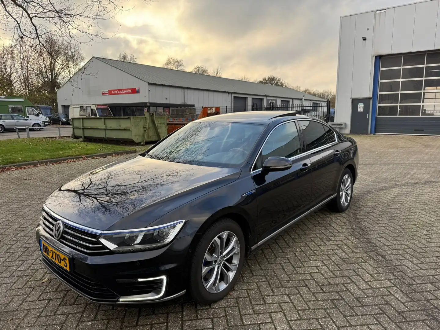 Volkswagen Passat 1.4 TSI GTE Highline sedan Zwart - 1