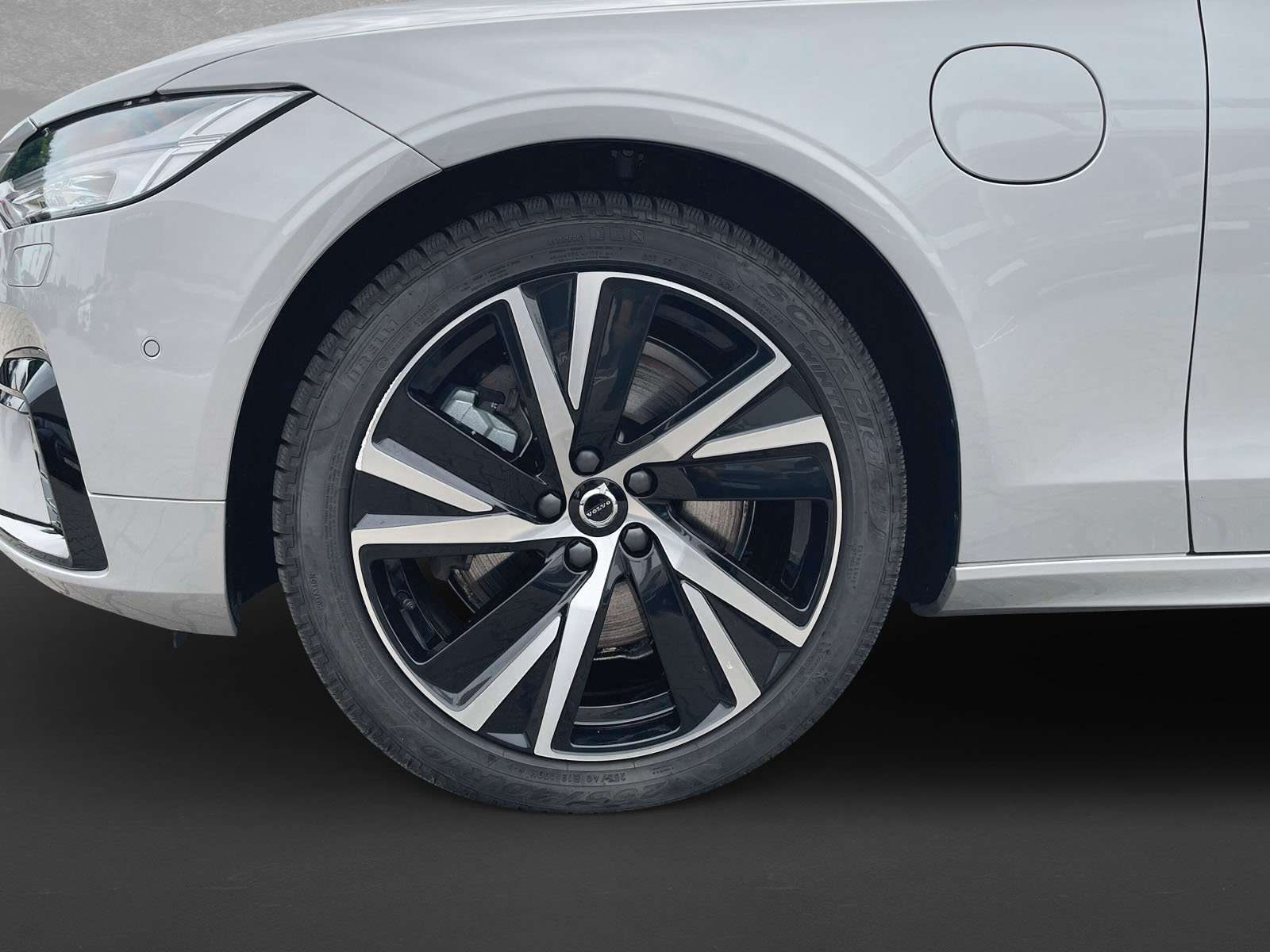 Volvo V90