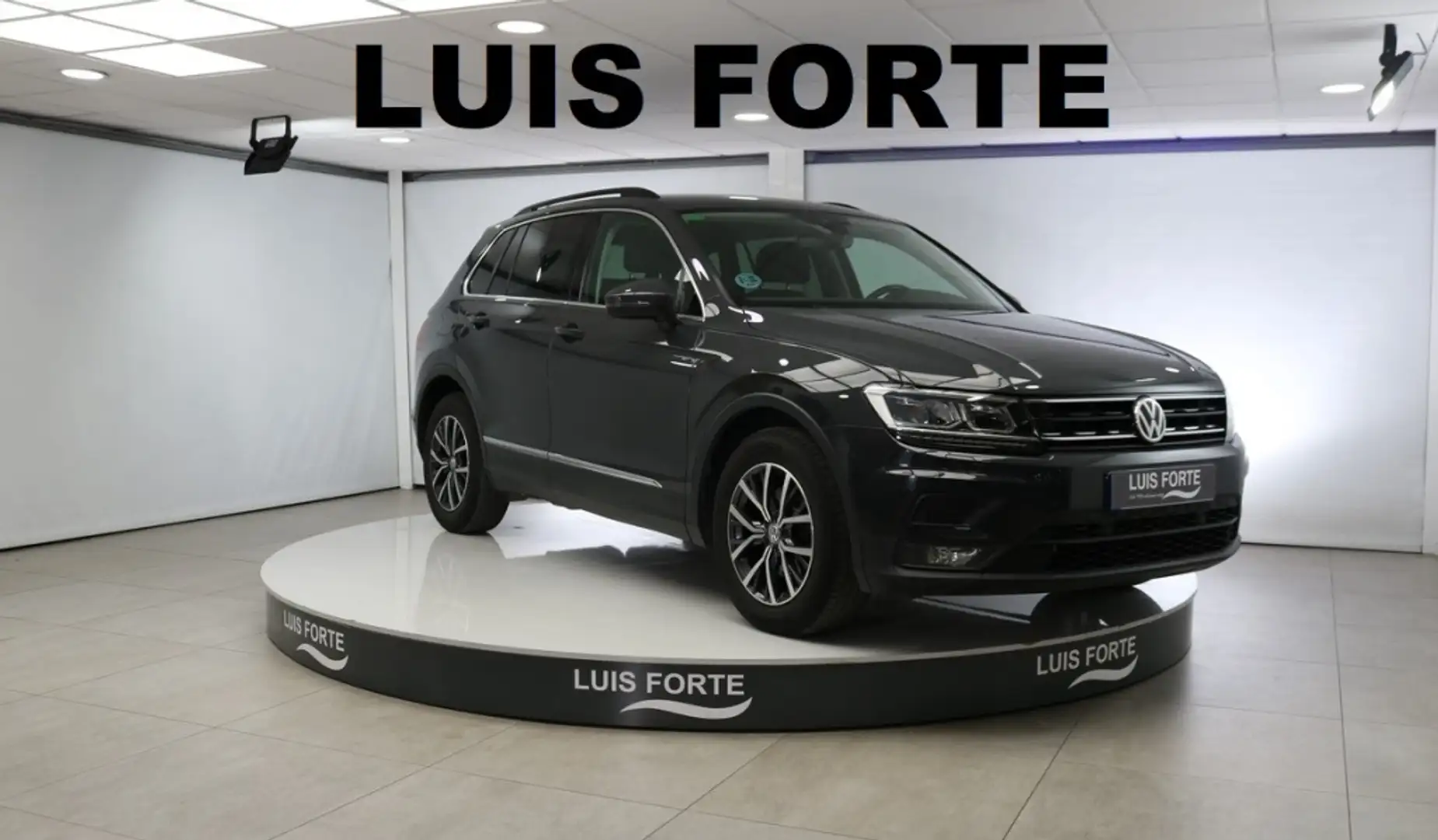 Volkswagen Tiguan 2.0TDI Advance DSG 110kW Gris - 1