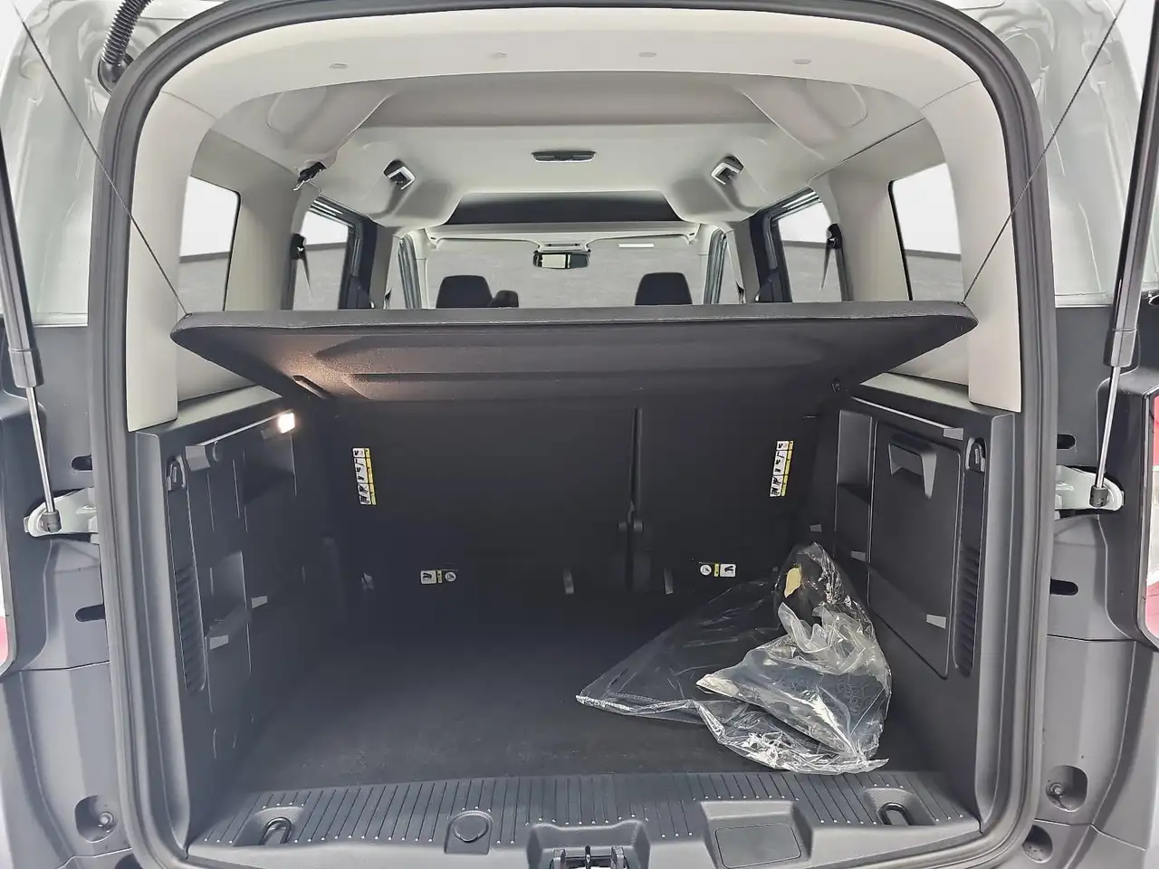 Ford Tourneo Courier TOURNEO COURIER 1.0 EB AUT. ACTIVE NAVI+ACC+WINTER 15