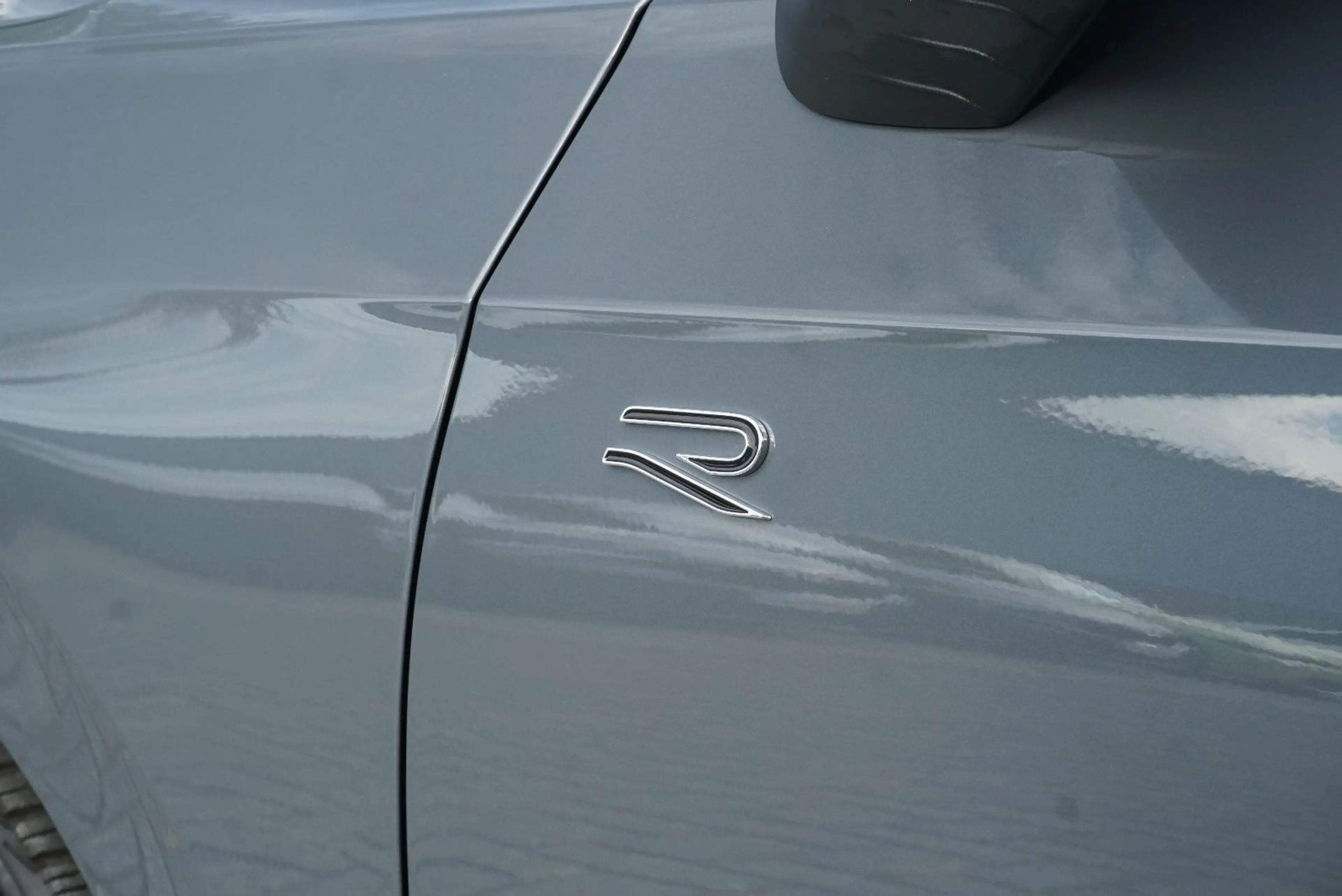 Volkswagen Golf VIII Variant 1.5 TSI R-Line SHZ LED Kamera — photo 13
