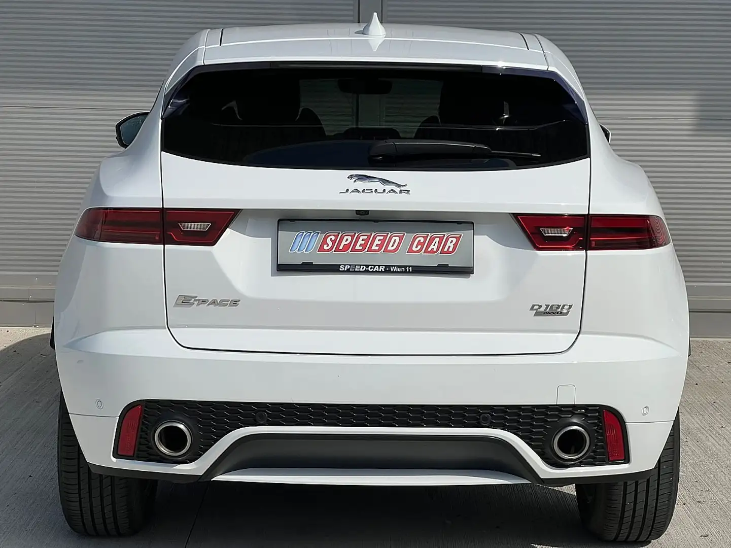 Jaguar E-Pace 2.0DI4 D180 R-Dynamic S AWD Aut. Weiß - 1