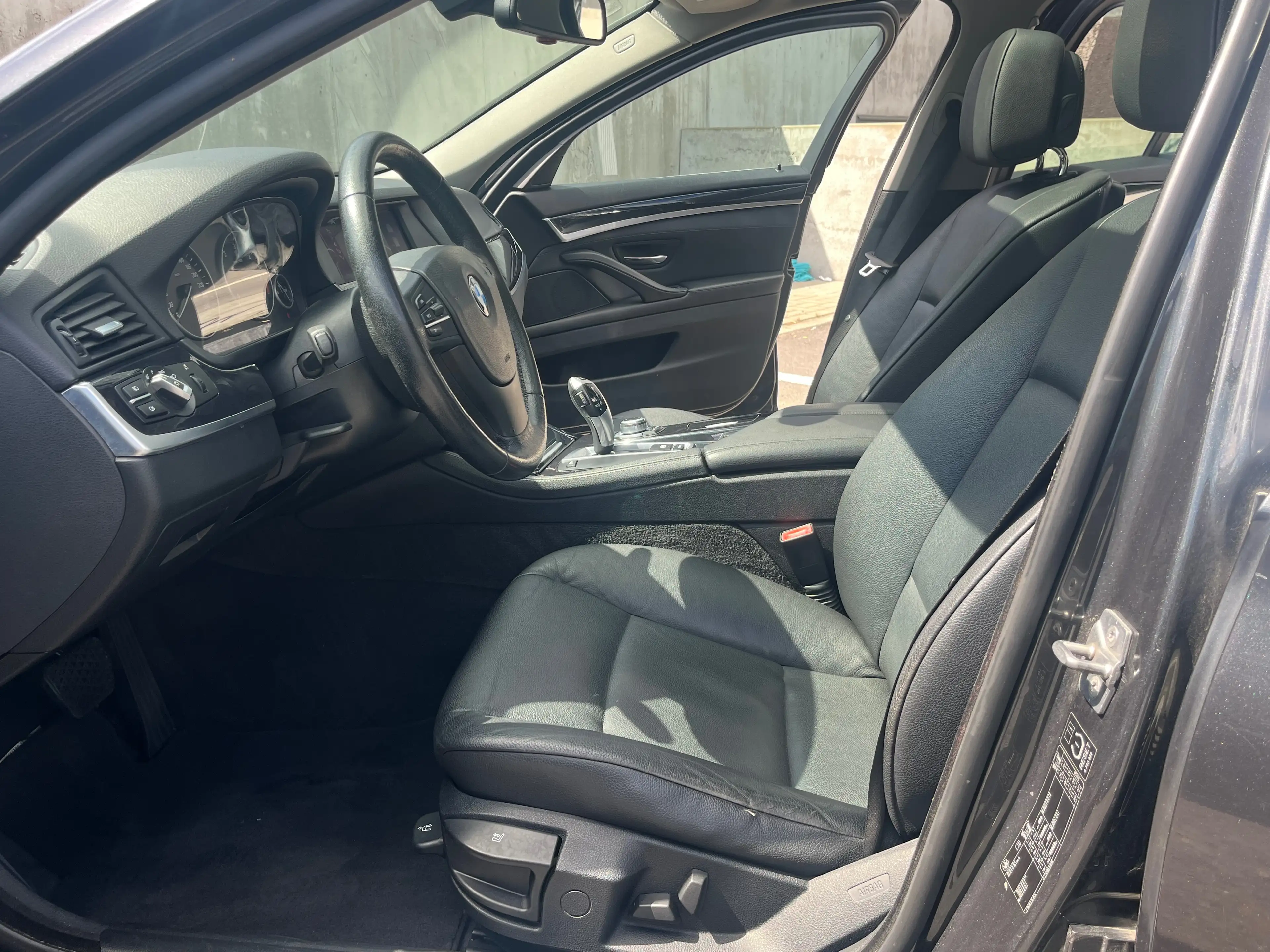 BMW 525 525dA — photo 5