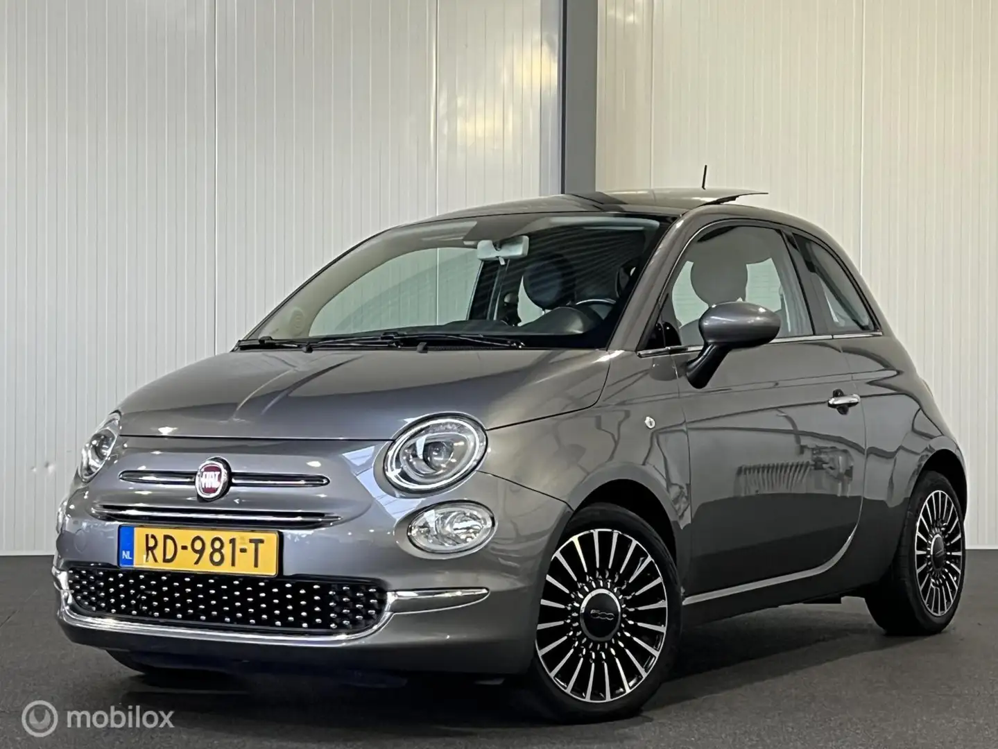 Fiat 500 0.9 TwinAir Turbo Lounge [ NAP cruise panorama ] Grau - 1