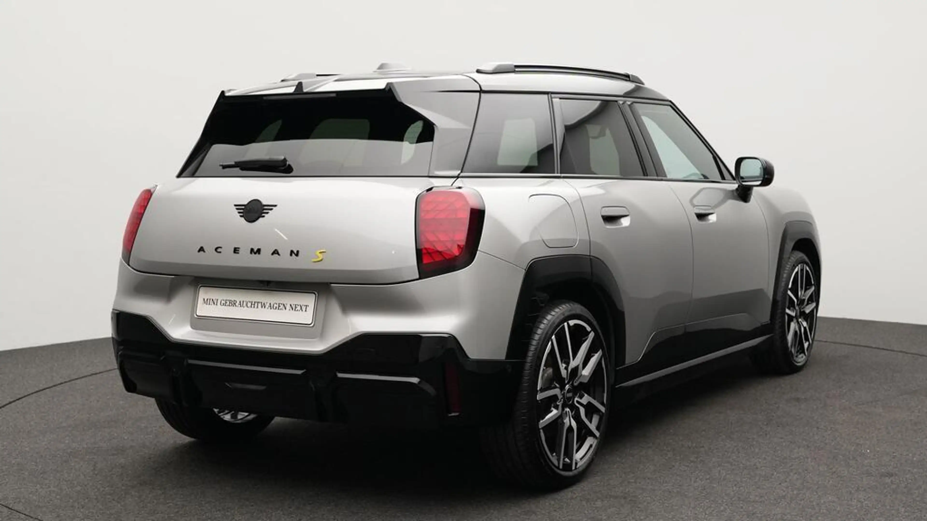MINI Aceman John Cooper Works Trim — photo 6