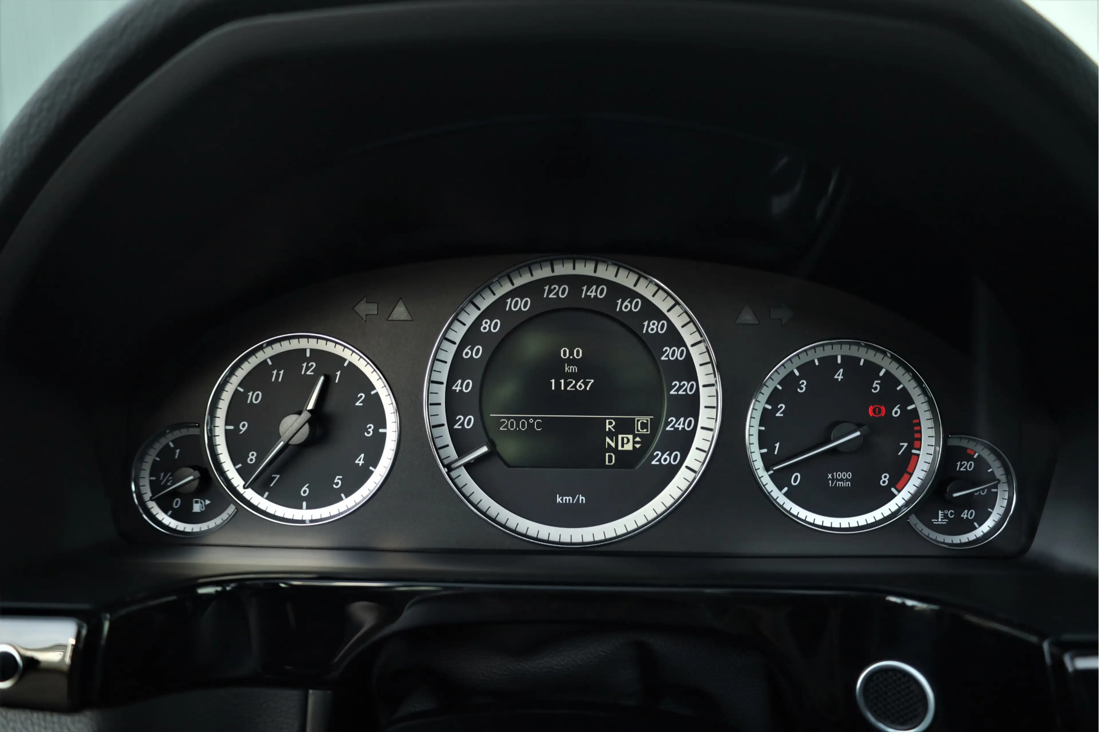 Mercedes-Benz E 350 E Avantgarde 11267km(!) — photo 4