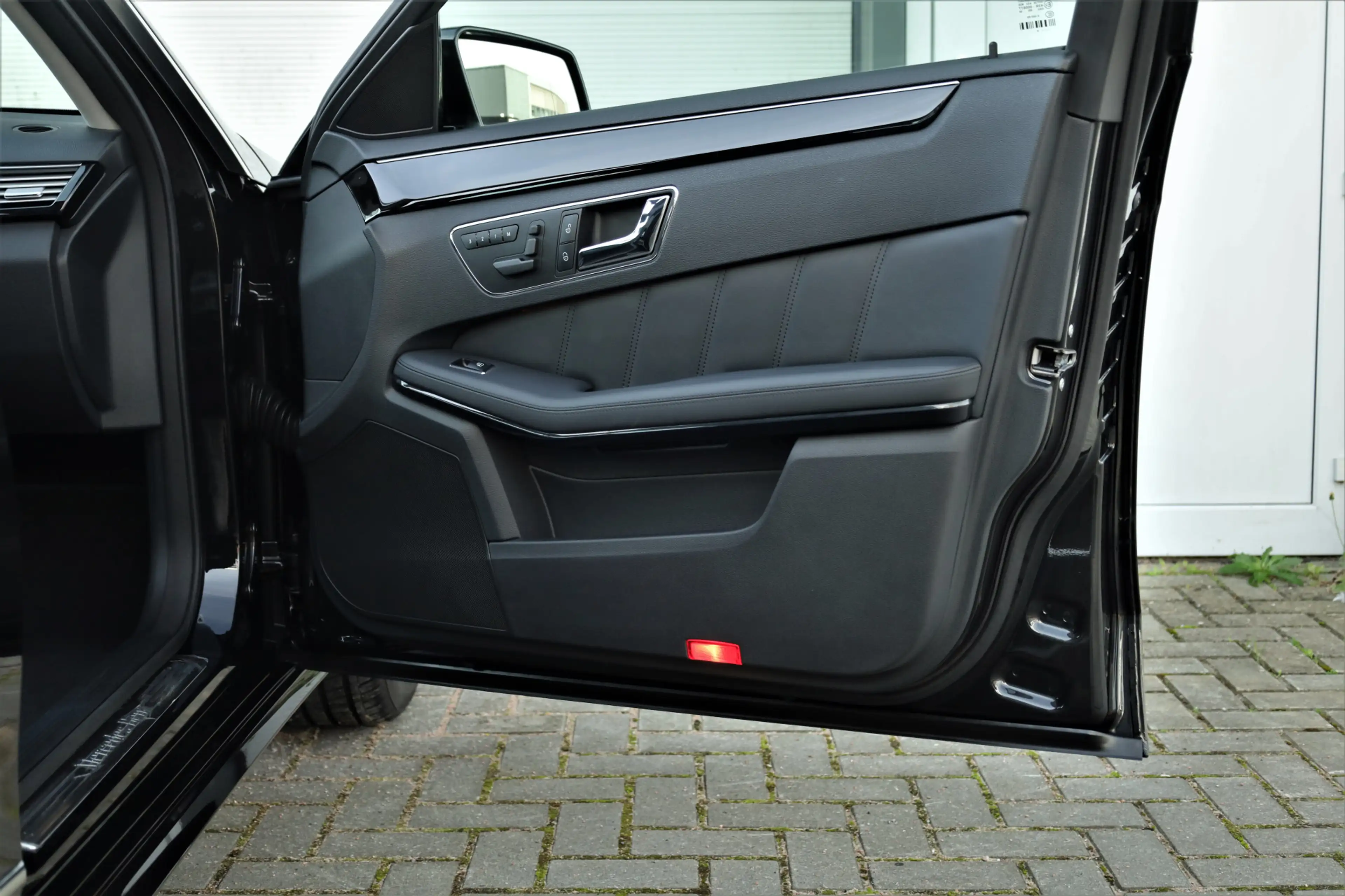 Mercedes-Benz E 350 E Avantgarde 11267km(!) — photo 14