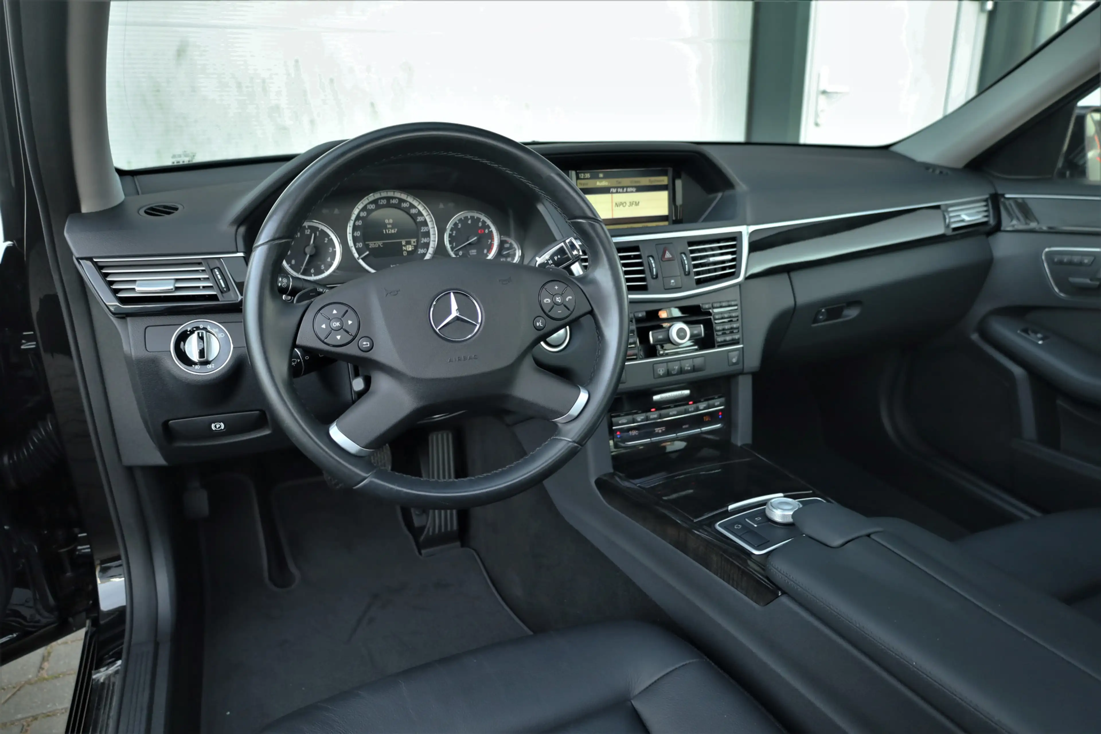 Mercedes-Benz E 350 E Avantgarde 11267km(!) — photo 5