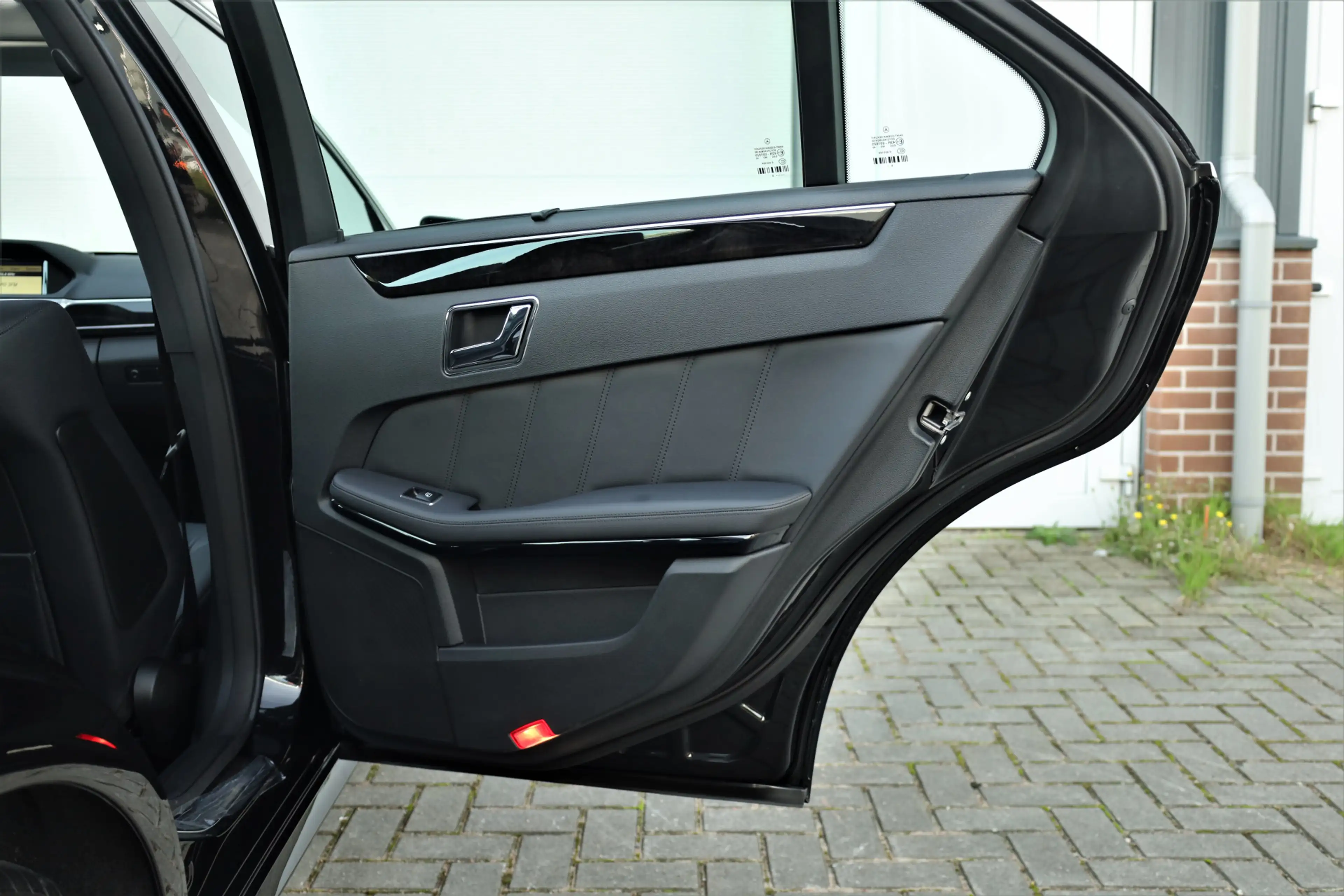 Mercedes-Benz E 350 E Avantgarde 11267km(!) — photo 15