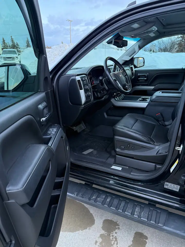 Chevrolet Silverado 1500 photo Chevrolet Silverado 1500