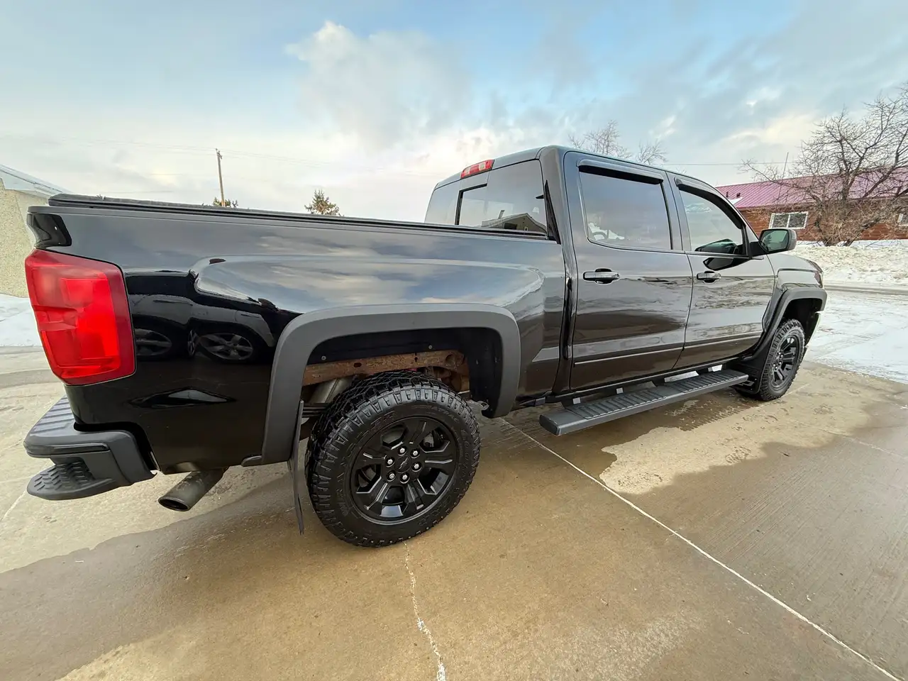 Chevrolet Silverado 1500 photo Chevrolet Silverado 1500
