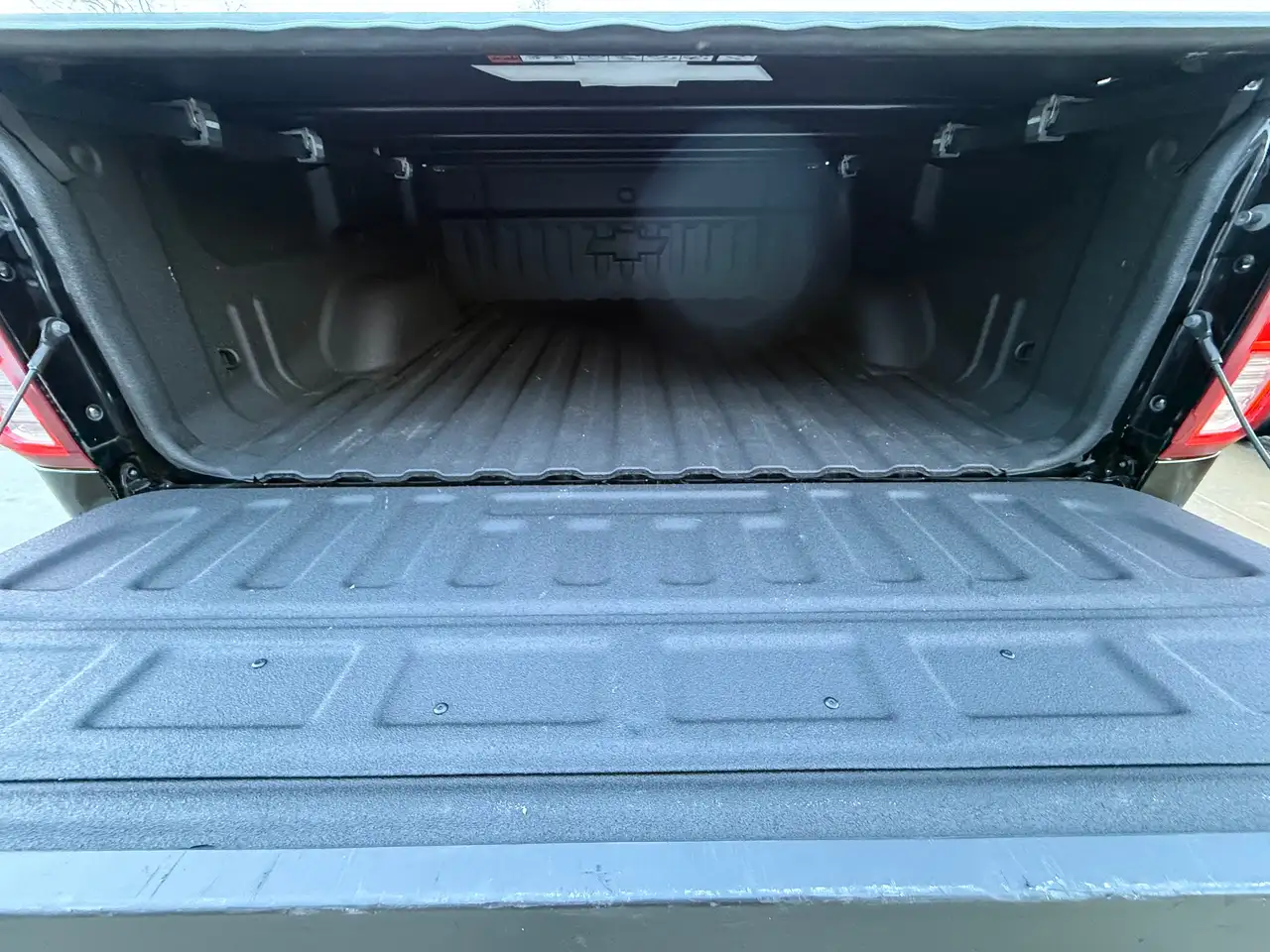 Chevrolet Silverado 1500 photo Chevrolet Silverado 1500