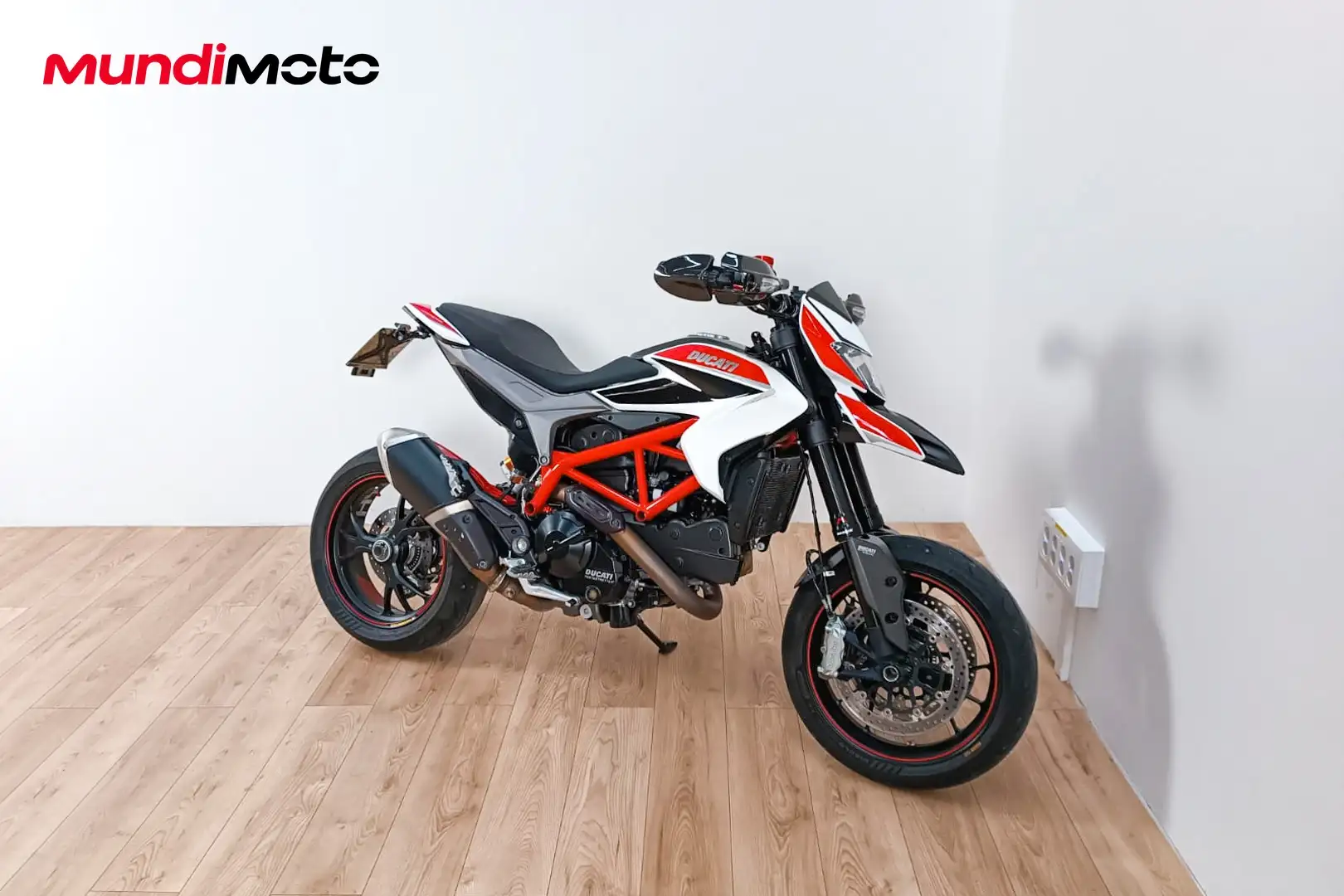 Ducati Hypermotard 821 - 2