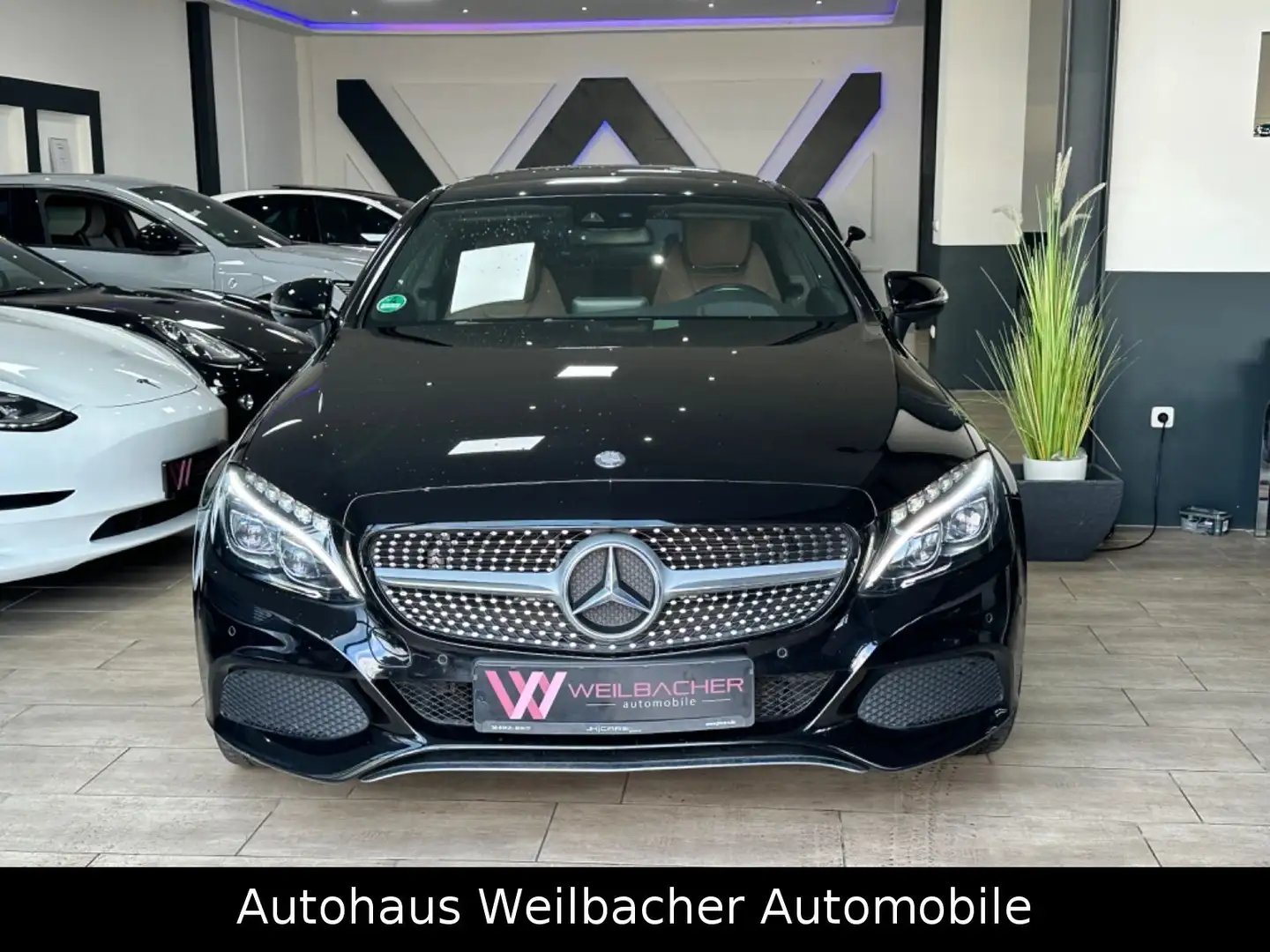 Mercedes-Benz C 250 Coupe Edition 1 *LED*Navi*Panorama*HeadUp* Noir - 2