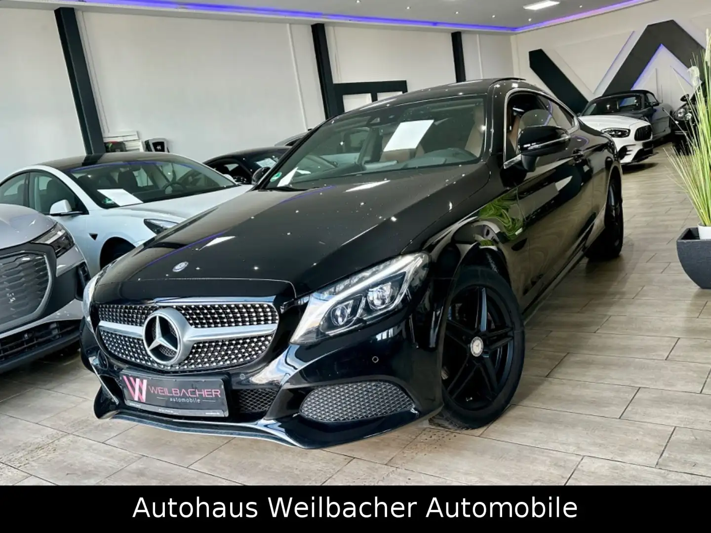 Mercedes-Benz C 250 Coupe Edition 1 *LED*Navi*Panorama*HeadUp* Noir - 1