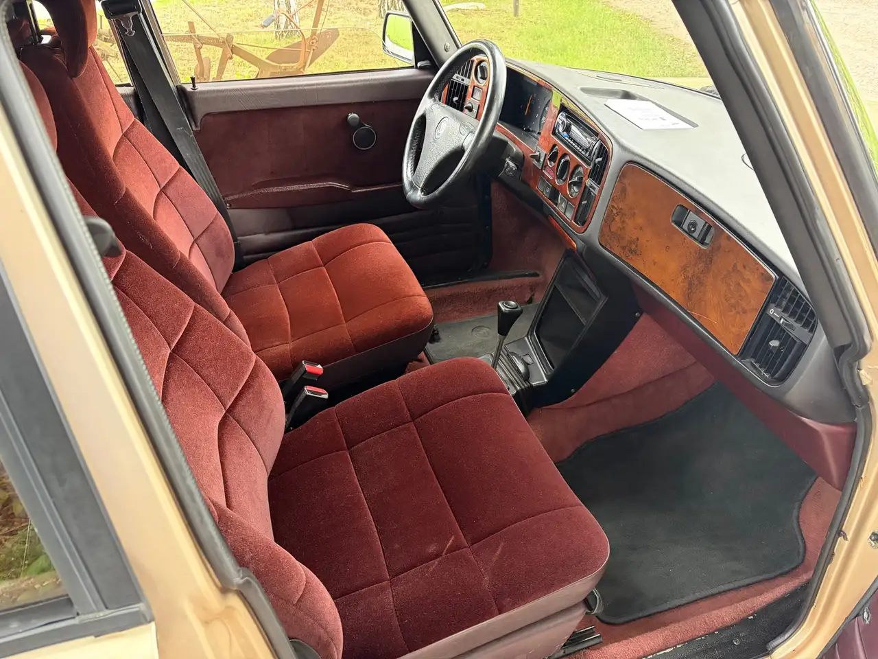 Saab 900 2.0 C, foto 4