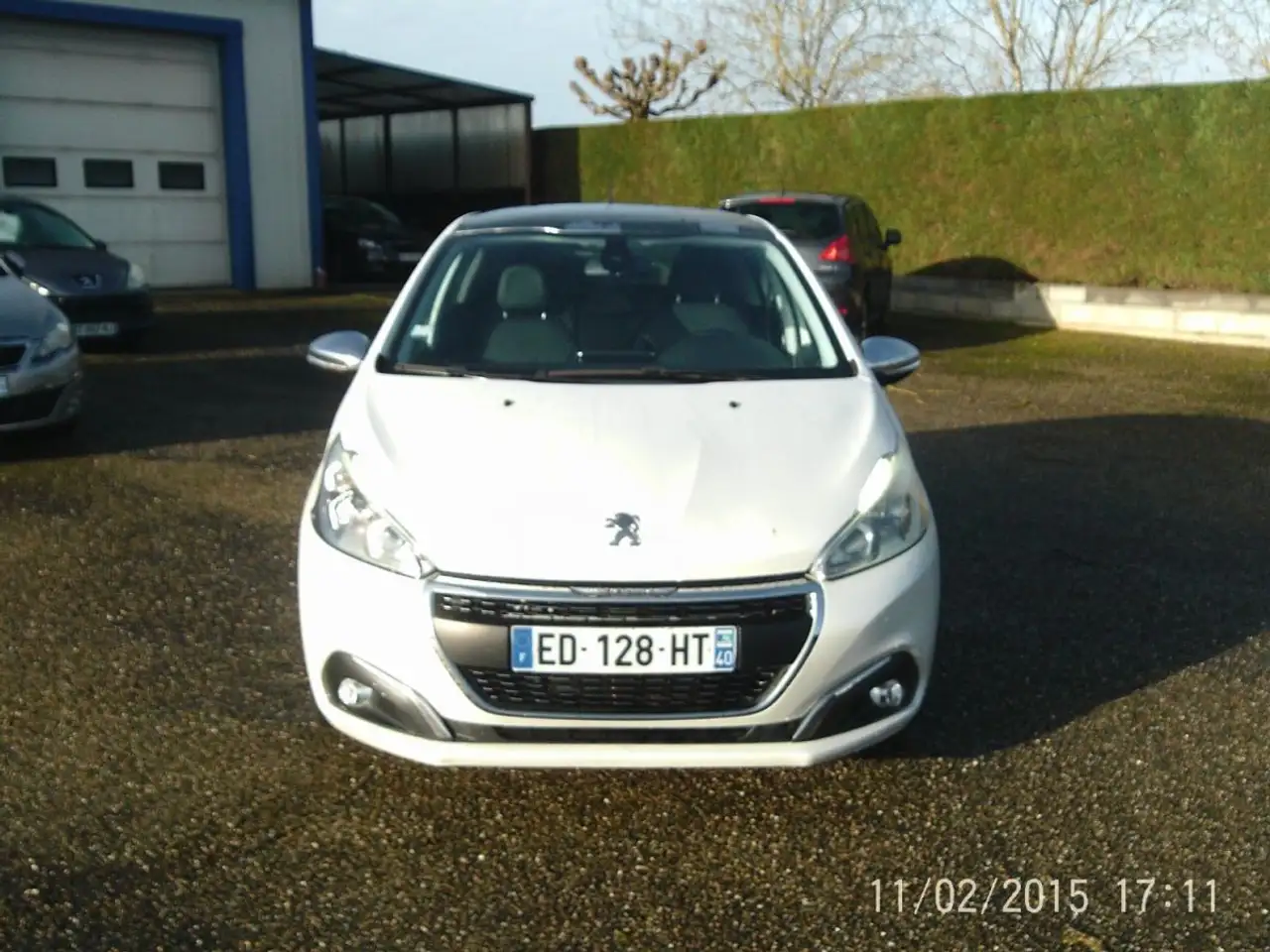 Peugeot 208 1.6 BLUE HDI 100 FELINE
