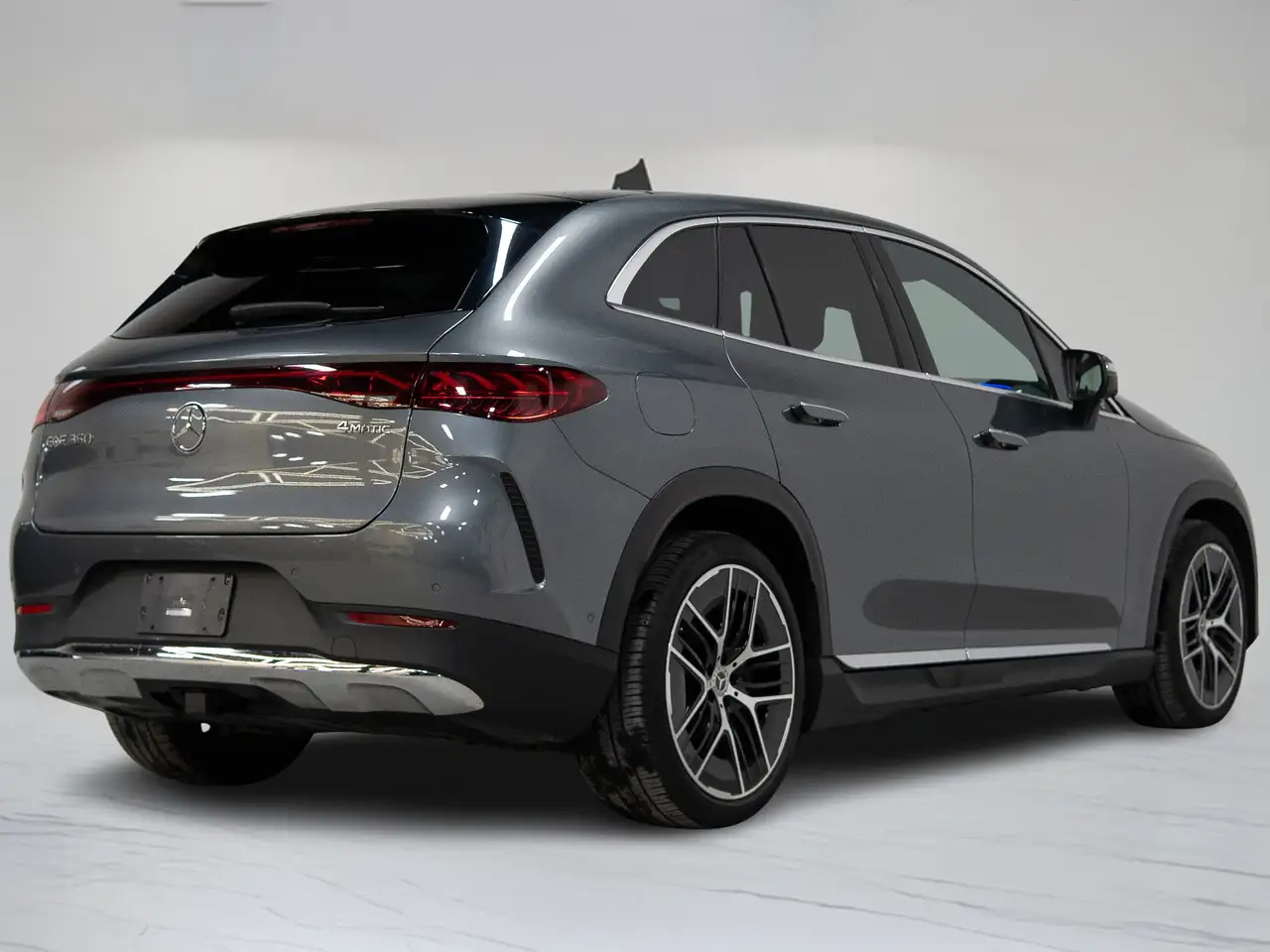 Mercedes-Benz EQE снимка Mercedes-Benz EQE