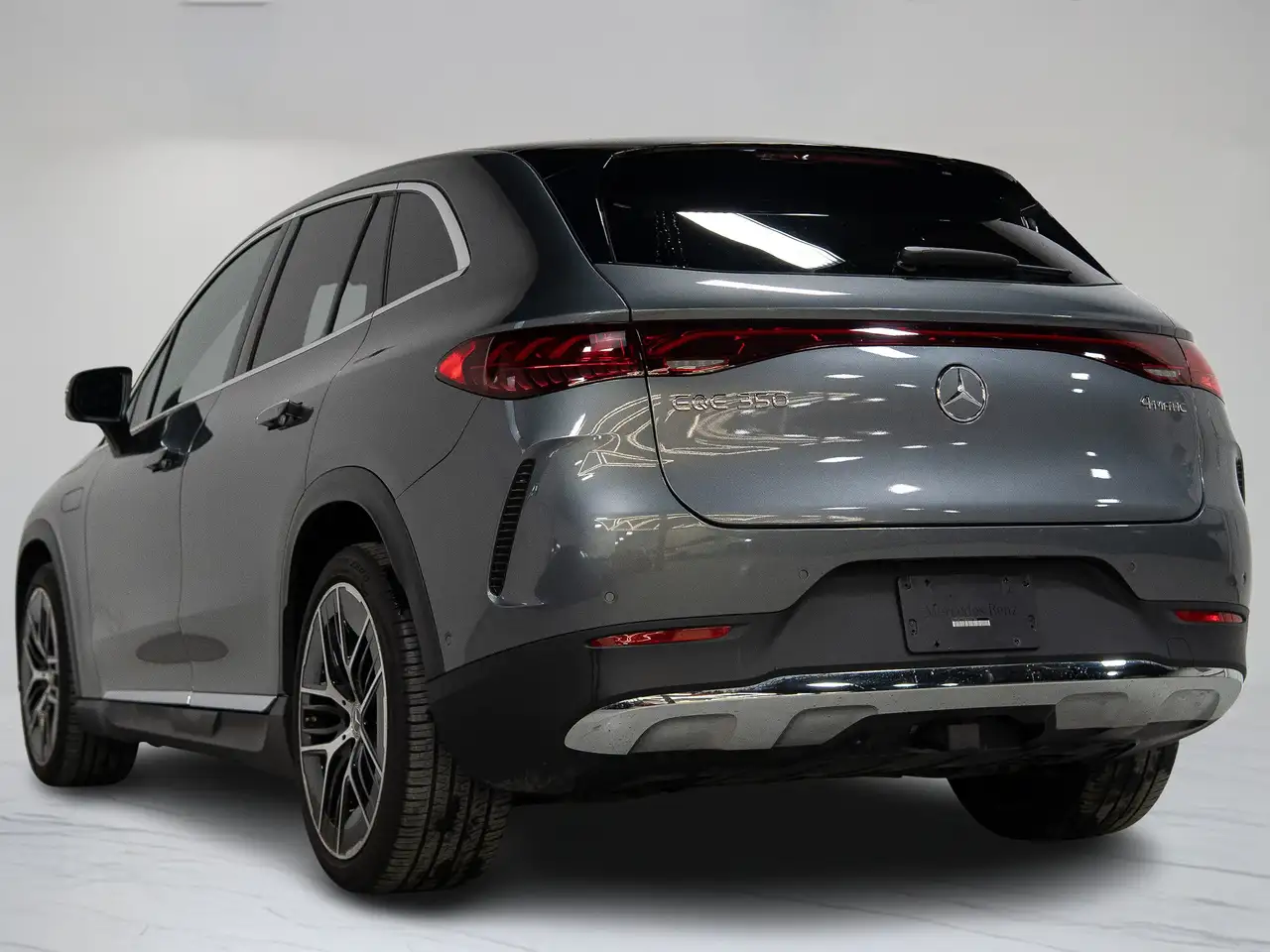 Mercedes-Benz EQE снимка Mercedes-Benz EQE