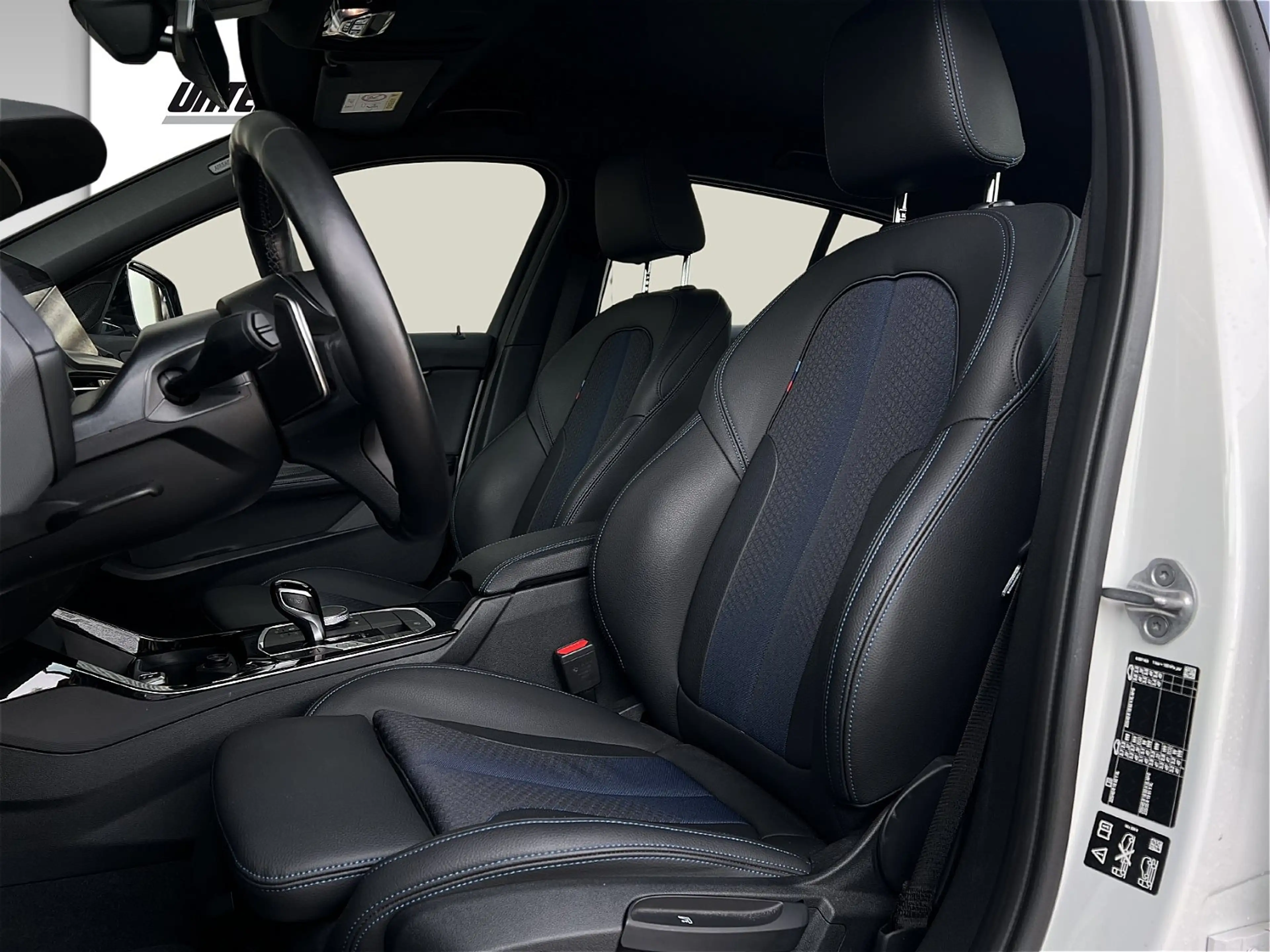 BMW 135 M135i xDrive Hatch — photo 10