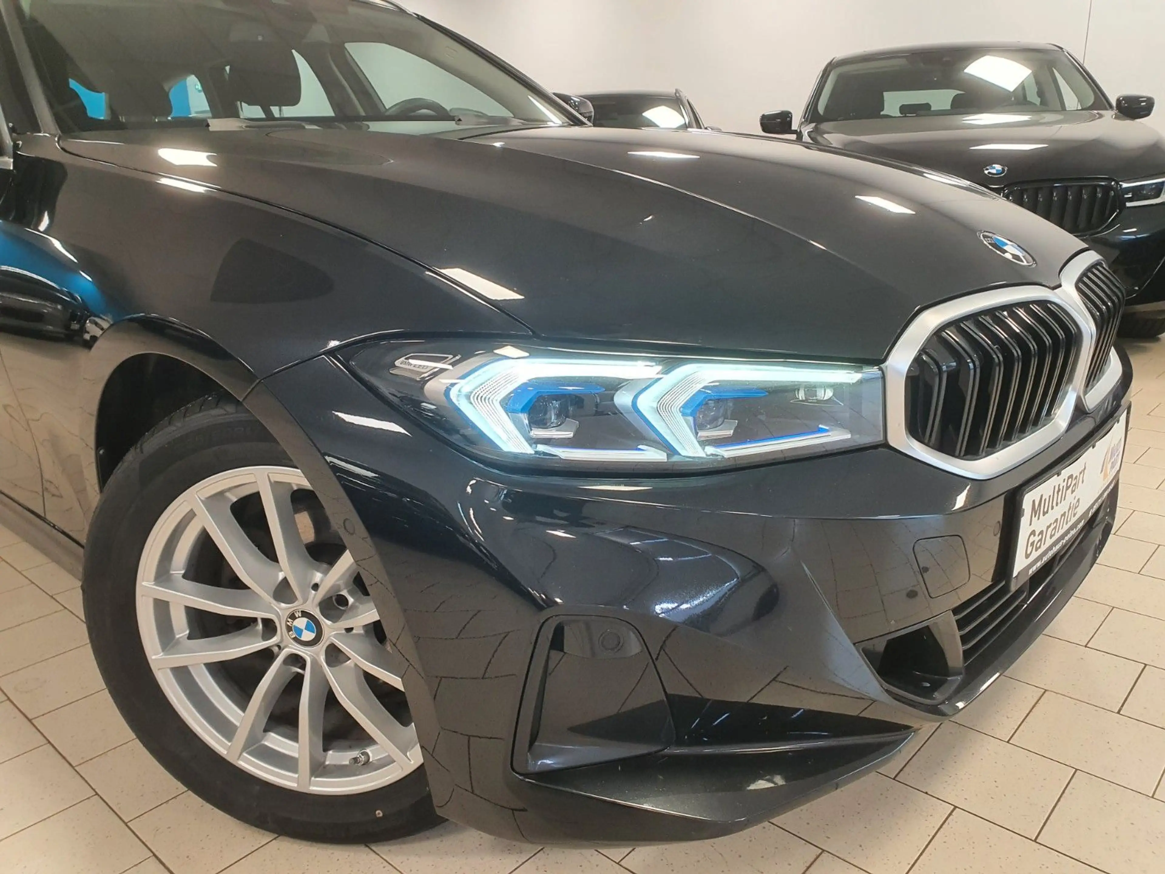 BMW 320 d SAG/AHK/StandHeiz/Stop&Go/ParkAssist — photo 4