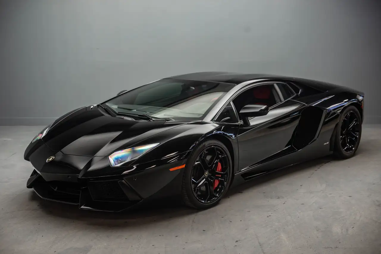 2017 Lamborghini Aventador