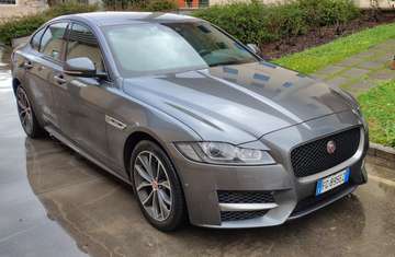 XF 2a serie, Berlina 2.0d turbo R-Sport AWD 180cv, automatic, trazione integrale
