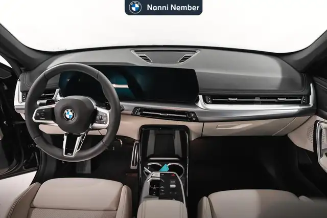 BMW X1 view 10