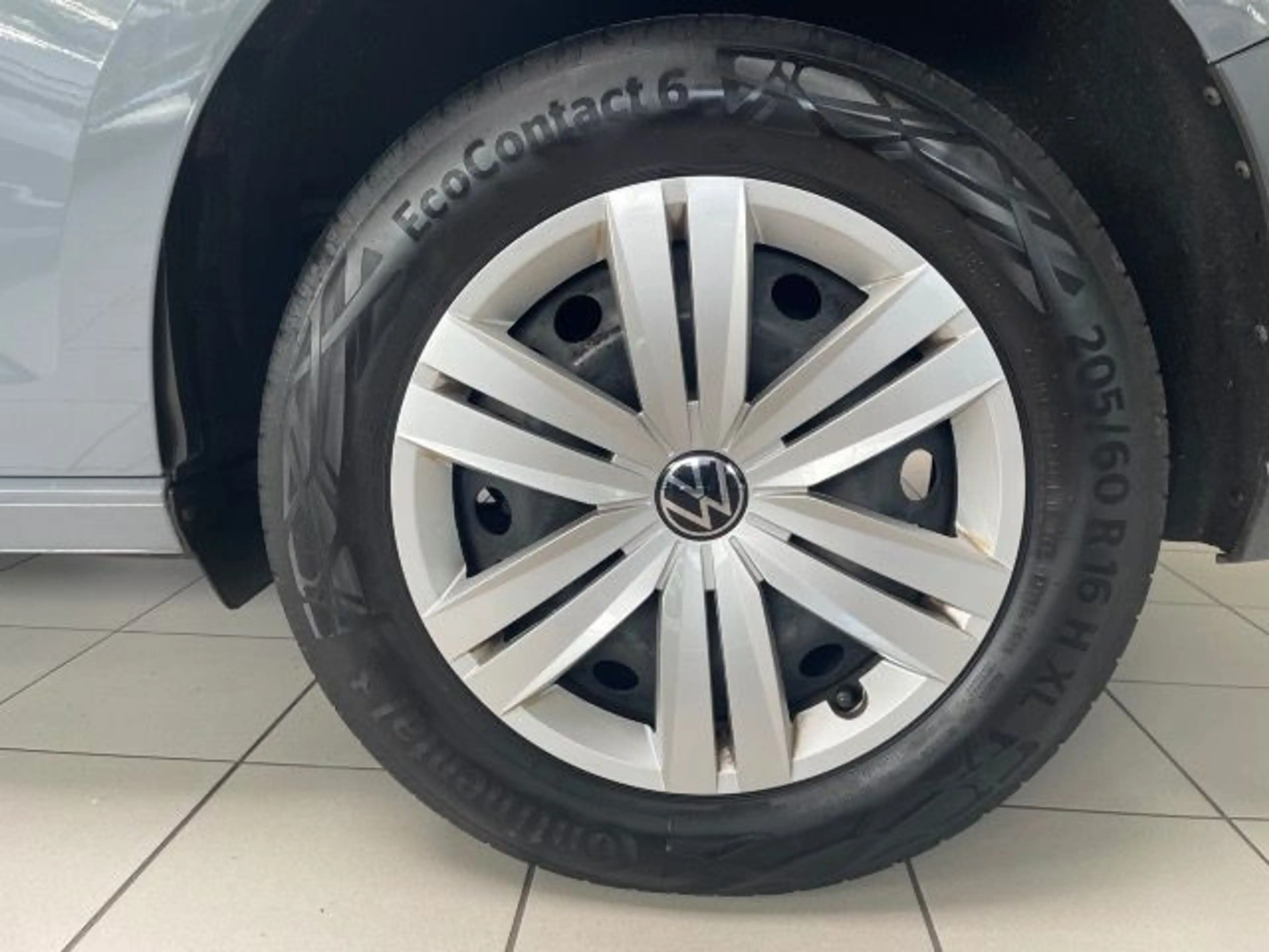 Volkswagen Caddy 1.5 TSI PDC Sitzheizung Bluetooth — photo 14