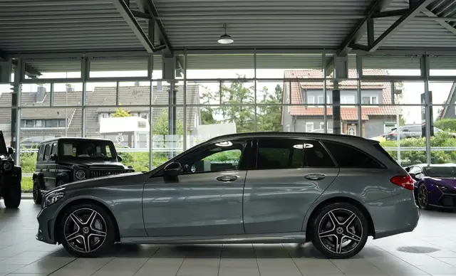 Mercedes-Benz C-Class view 10