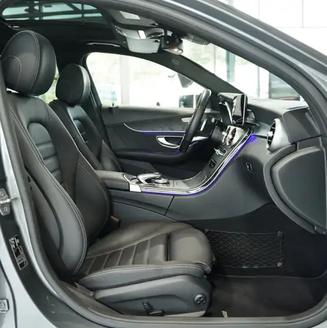 Mercedes-Benz C-Class view 15