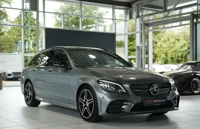 Mercedes-Benz C-Class view 5