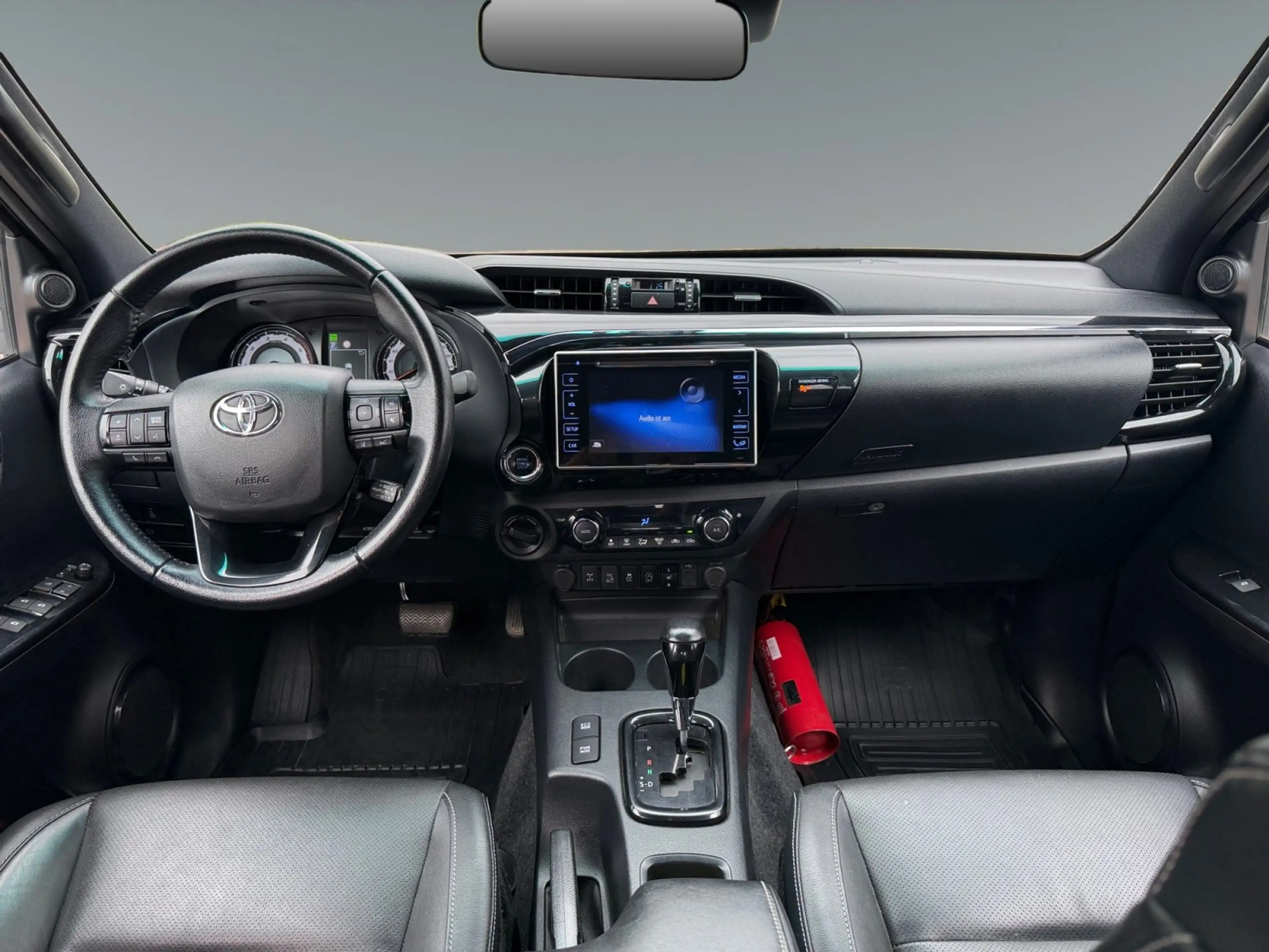 Toyota Hilux 2.4 D-4D 4x4 Double Cab Duty Comfort *AHK* — photo 11