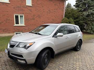 AWD 4dr Tech Pkg