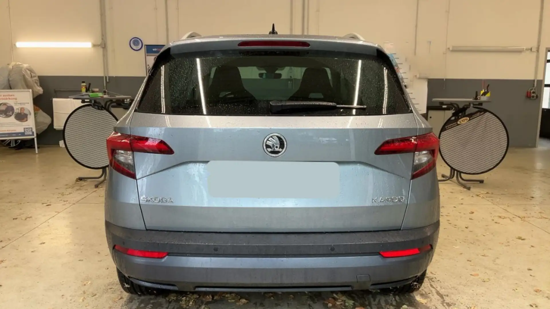 Skoda Karoq Style DSG Standhzg. AHK SHZ R-Cam Grau - 2