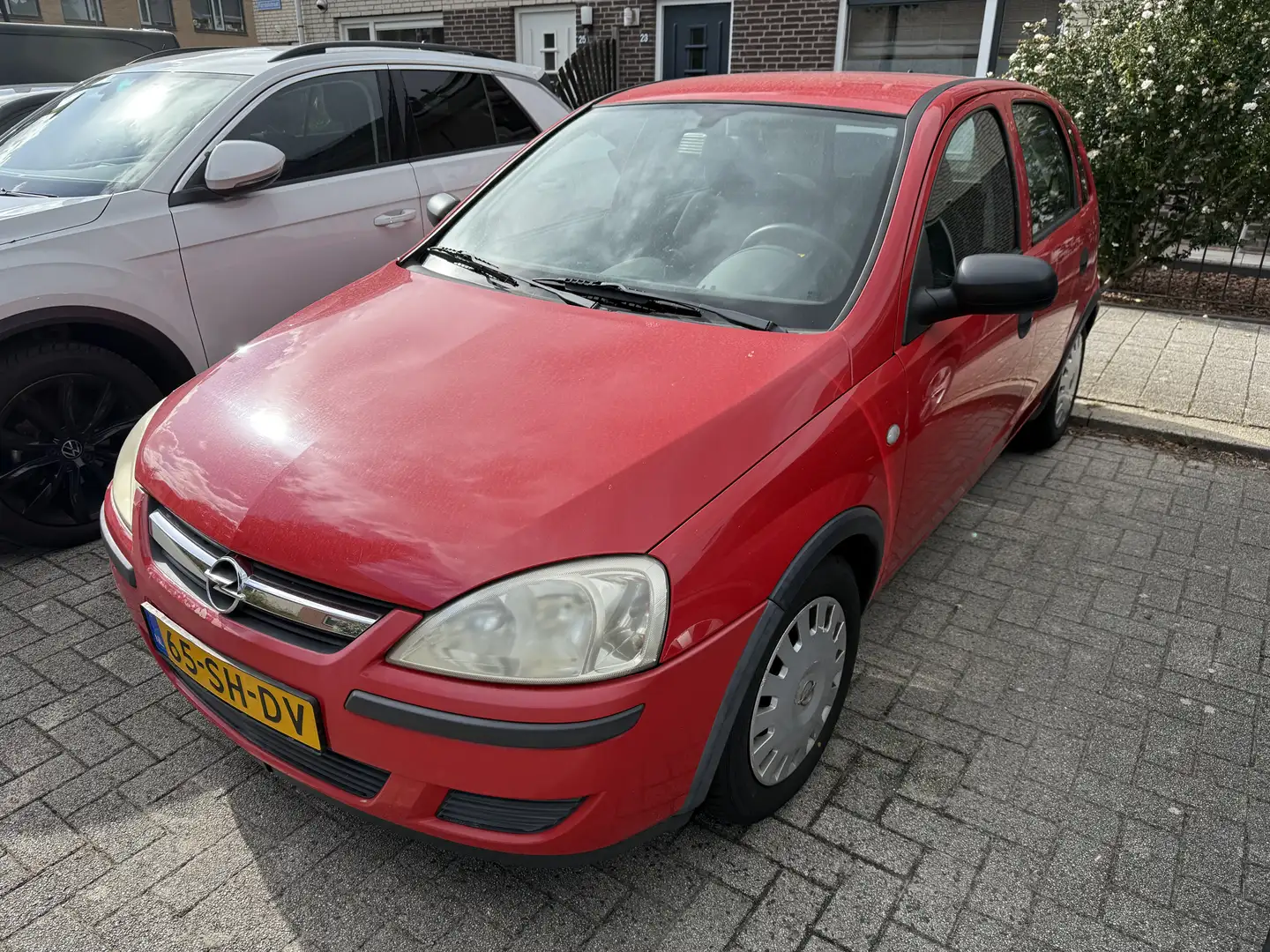 Opel Corsa 1.0-12V Essentia Rood - 1