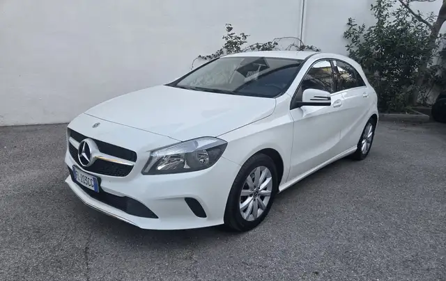 Mercedes-Benz A 160 d Premium Next