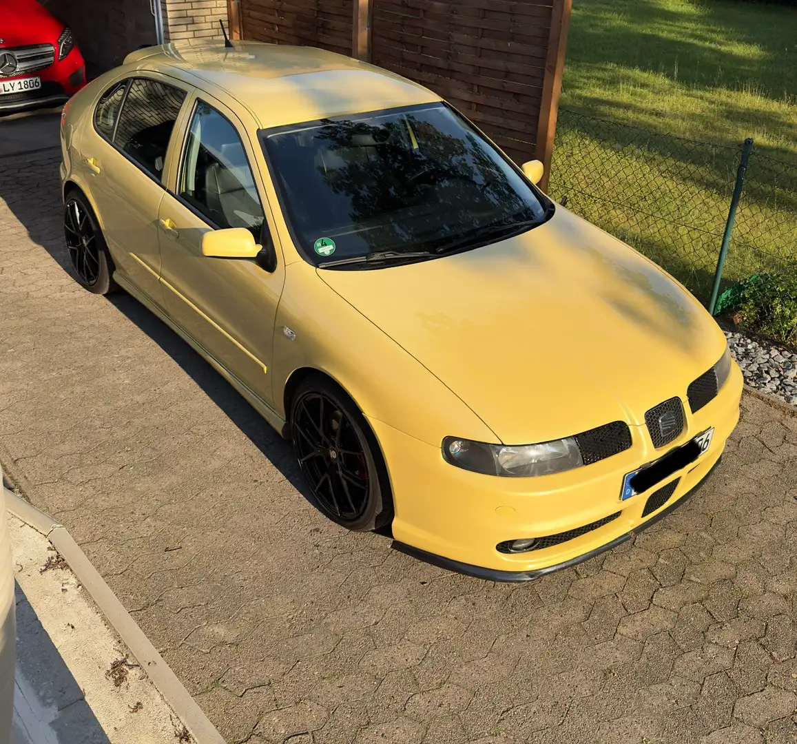 SEAT Leon 2.8 V6 Cupra Allrad Jaune - 2