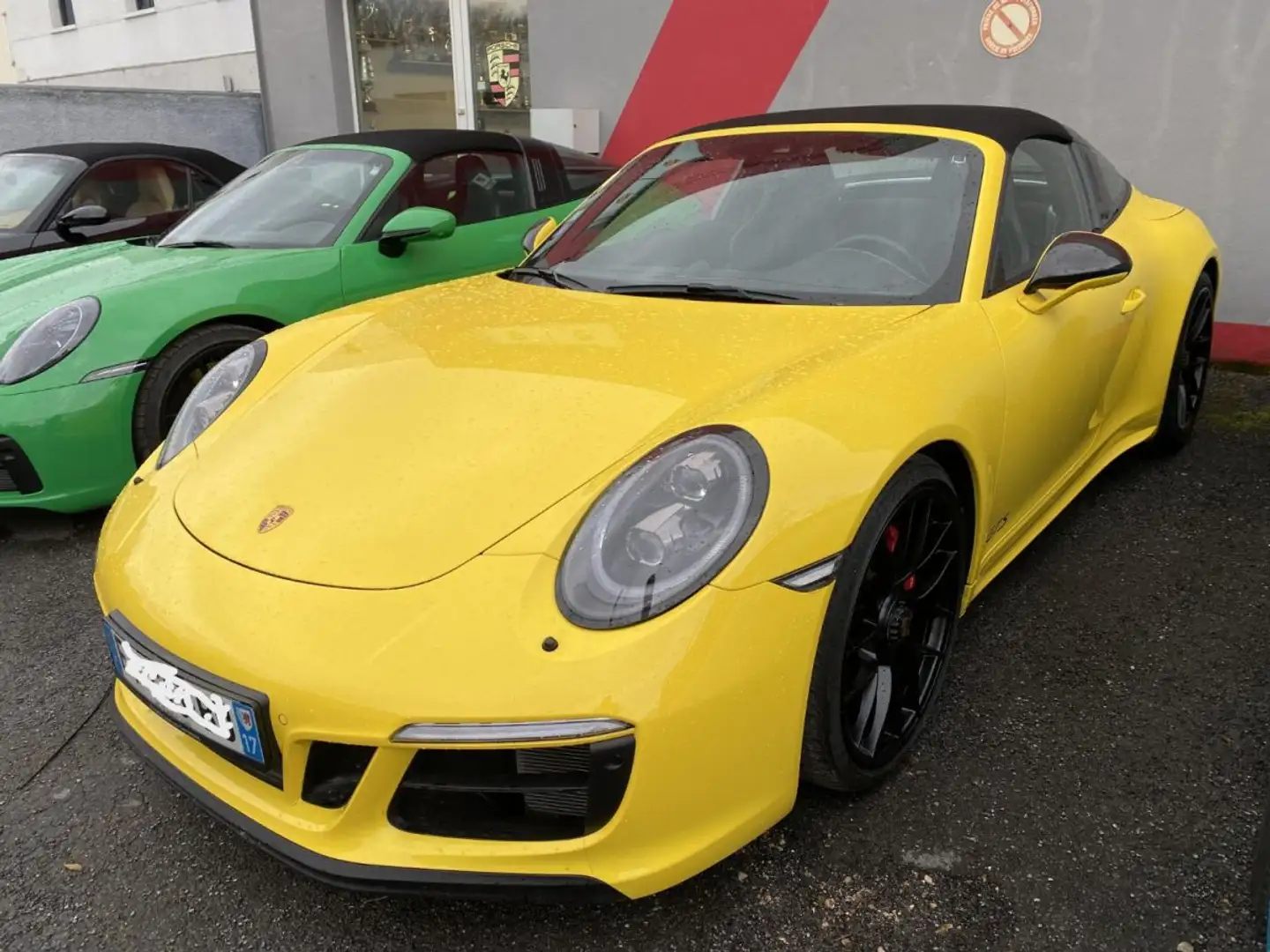 Porsche 991 TARGA 991 GTS carrera 4 PDK 450 cv Gelb - 1