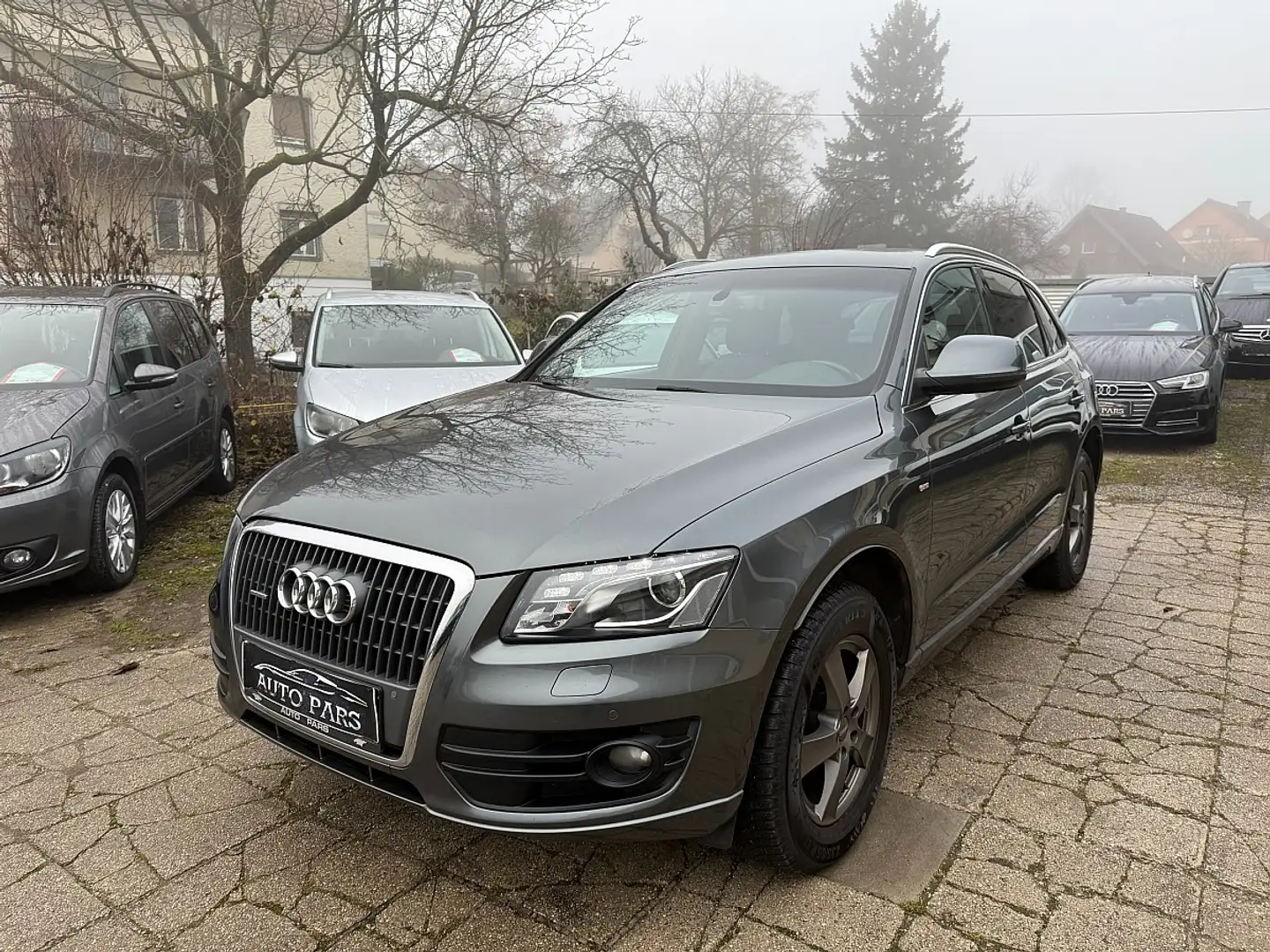 Audi Q5 2,0 TDI quattro-S LINE-NAVI-LEDER-1/3 ZINSFREI ... Grau - 1